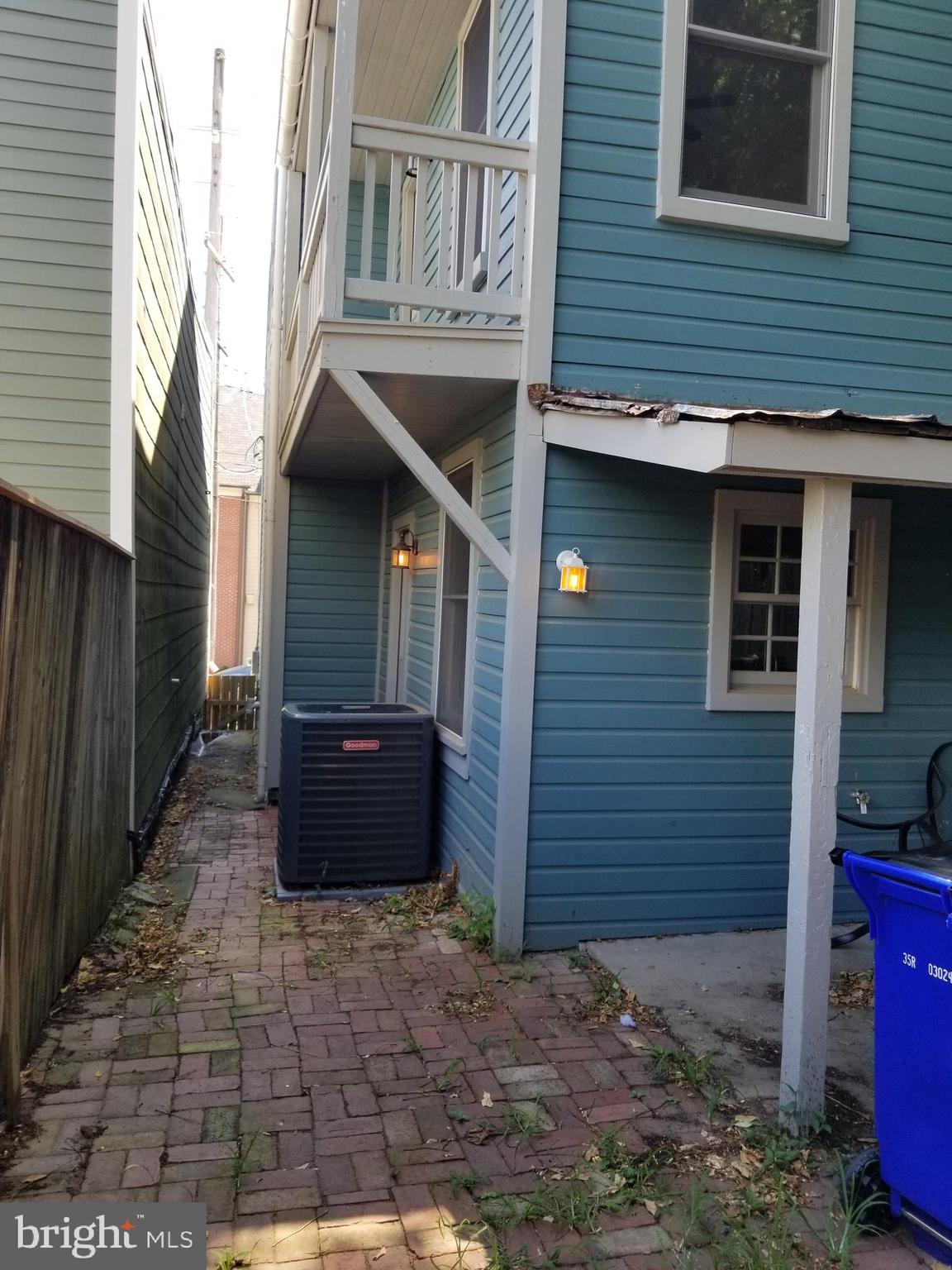 FREDERICK HISTORIC DISTRICT - Residential Lease