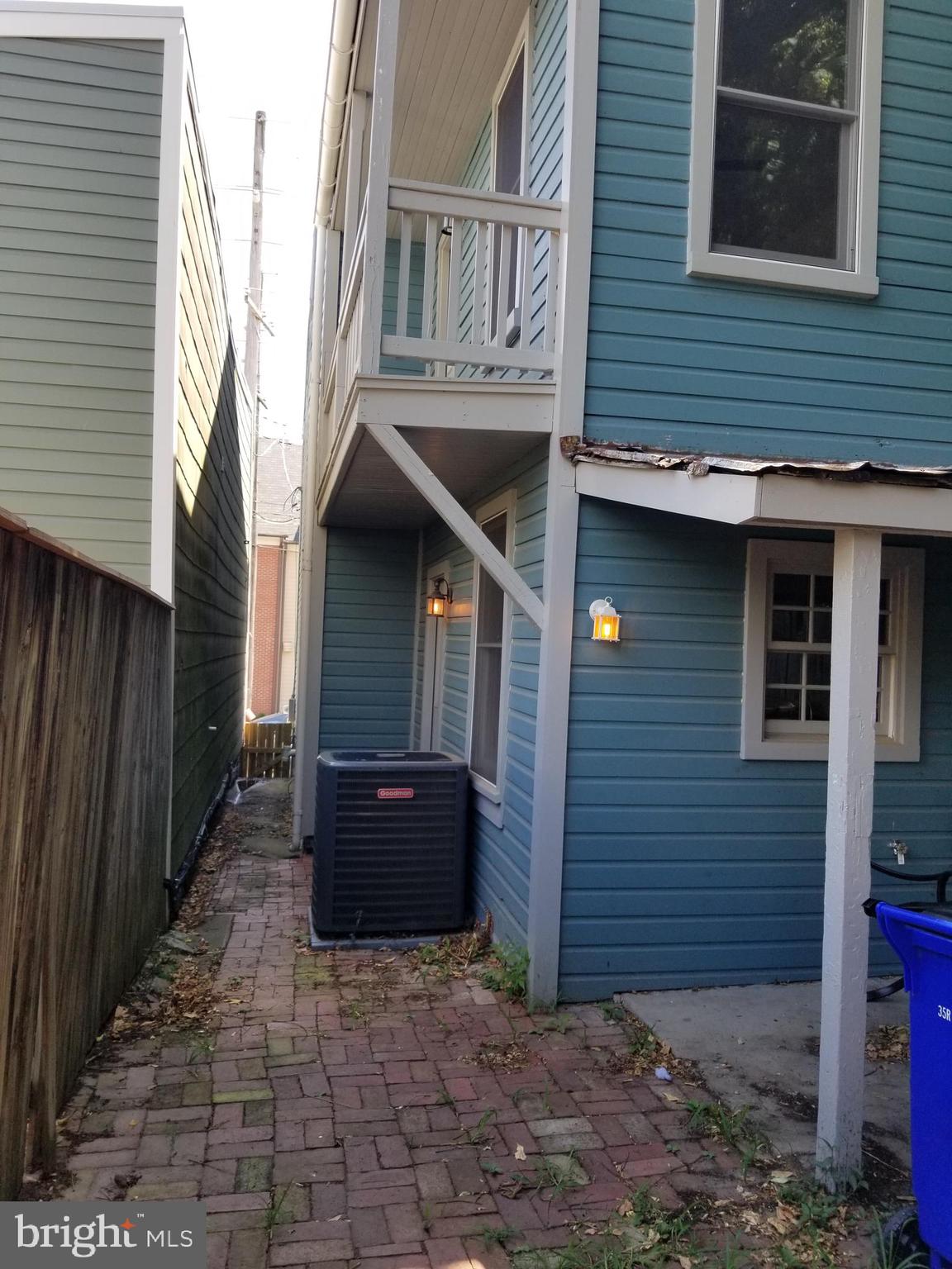 FREDERICK HISTORIC DISTRICT - Residential Lease