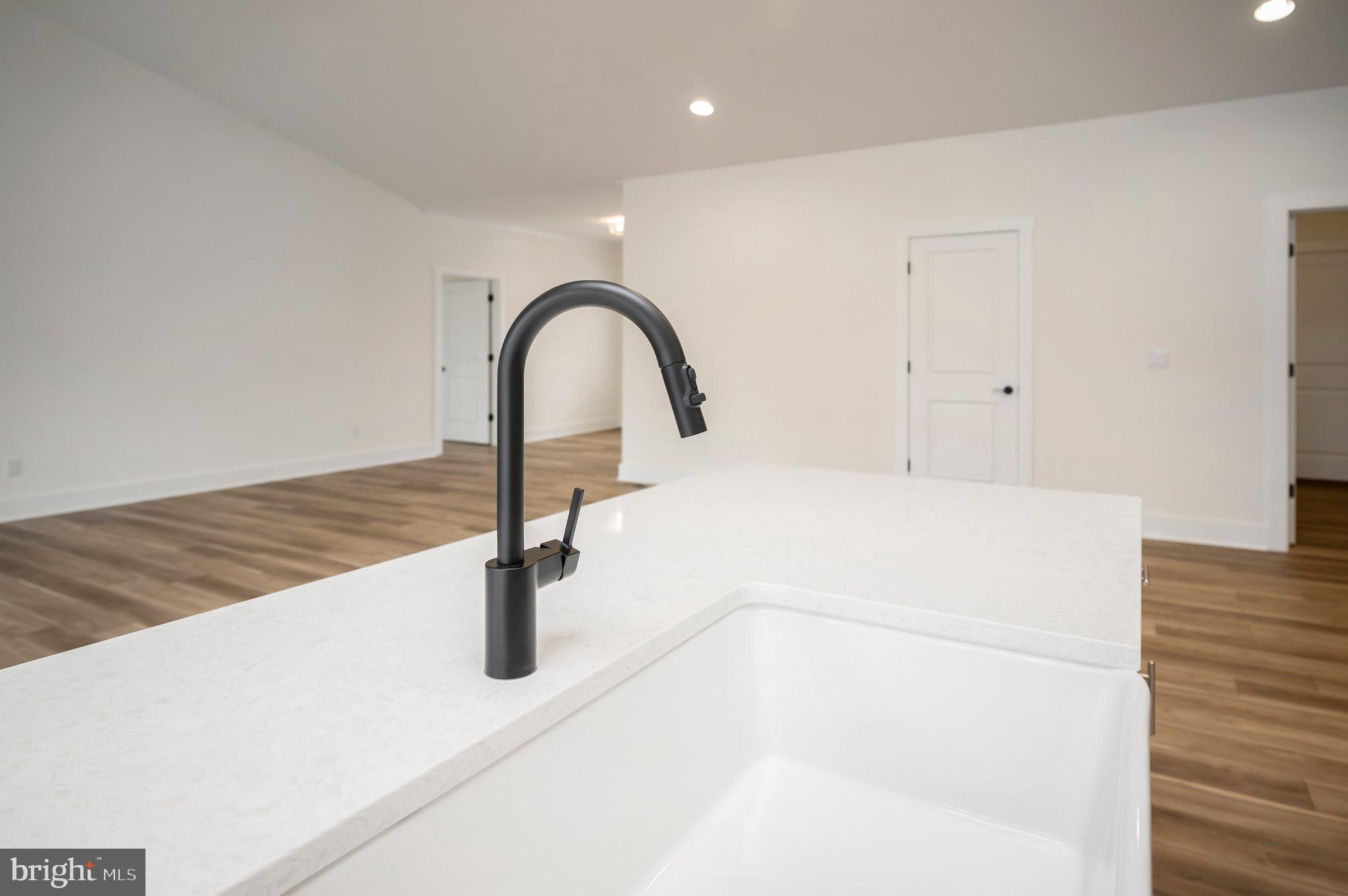 CAMP GEARY ESTATES - Residential