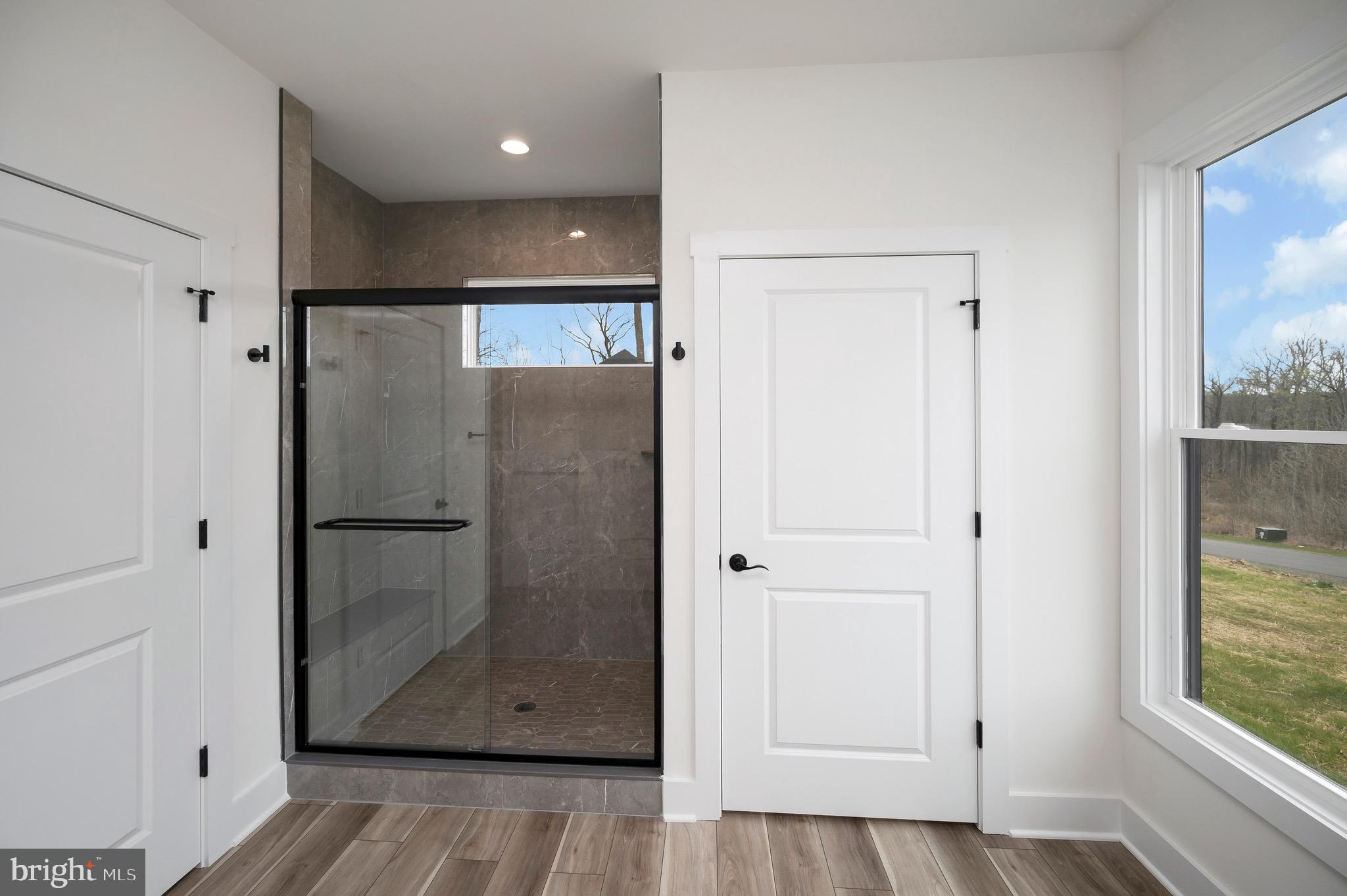 CAMP GEARY ESTATES - Residential