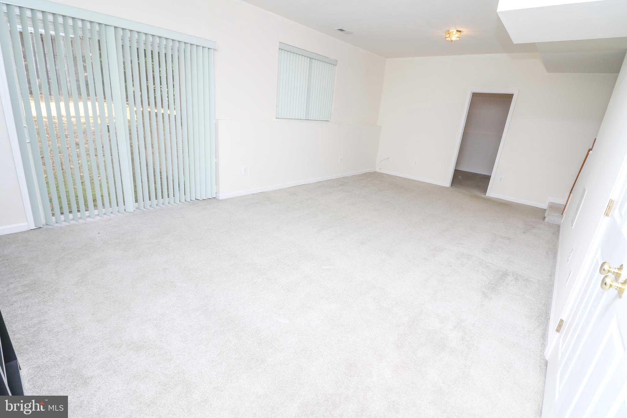 NUTLEY LEE HIGHWAY - Residential