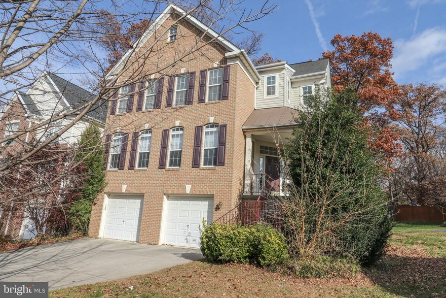 **Appraisers/Agents note property was sold in as-is condition**Unbeatable location - nestled on a quiet, private cul-de-sac lot with the convenience of being just a short 15 minute walk to Vienna Metro and a quick drive to Routes 66/29/50/495, the Mosaic District, DC, shopping, restaurants and more. This premium lot is the largest in the community and backs to trees. Features include security system, hardwood floors, beautiful Kitchen with Corian countertops, luxury Master Bath with soak tub!