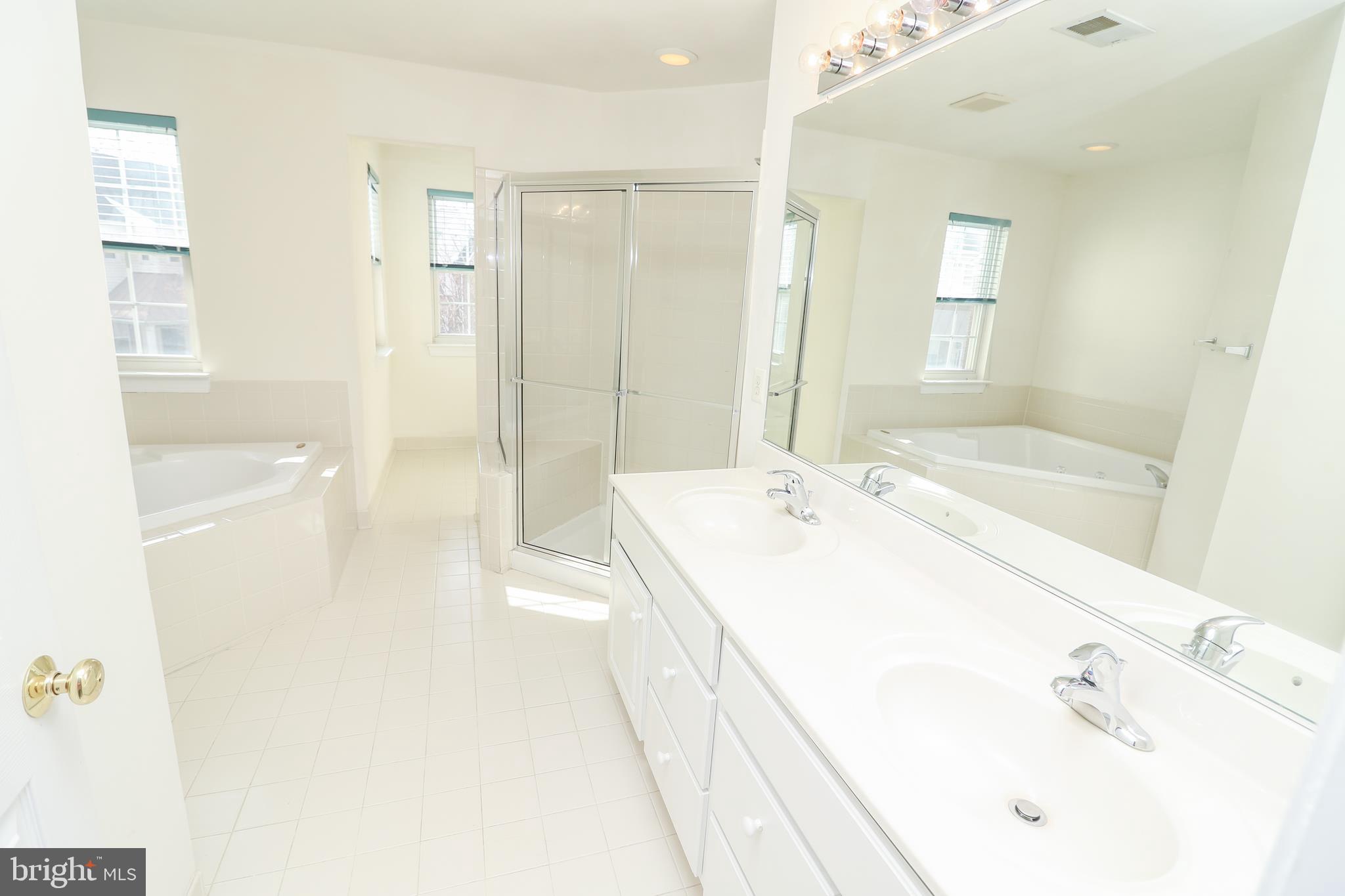 NUTLEY LEE HIGHWAY - Residential