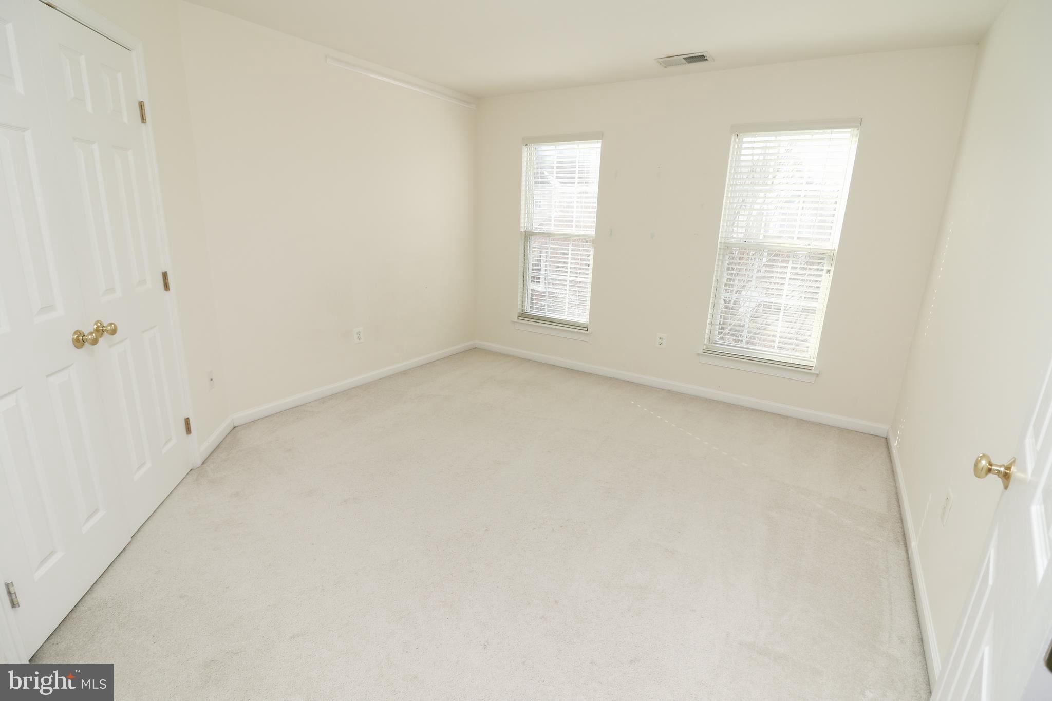 NUTLEY LEE HIGHWAY - Residential