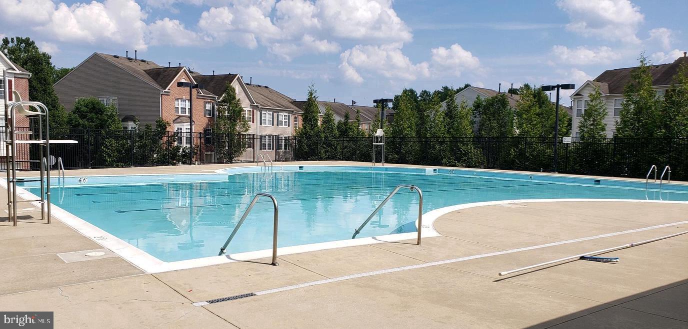 THE OAKS AT WATERS EDGE - Residential