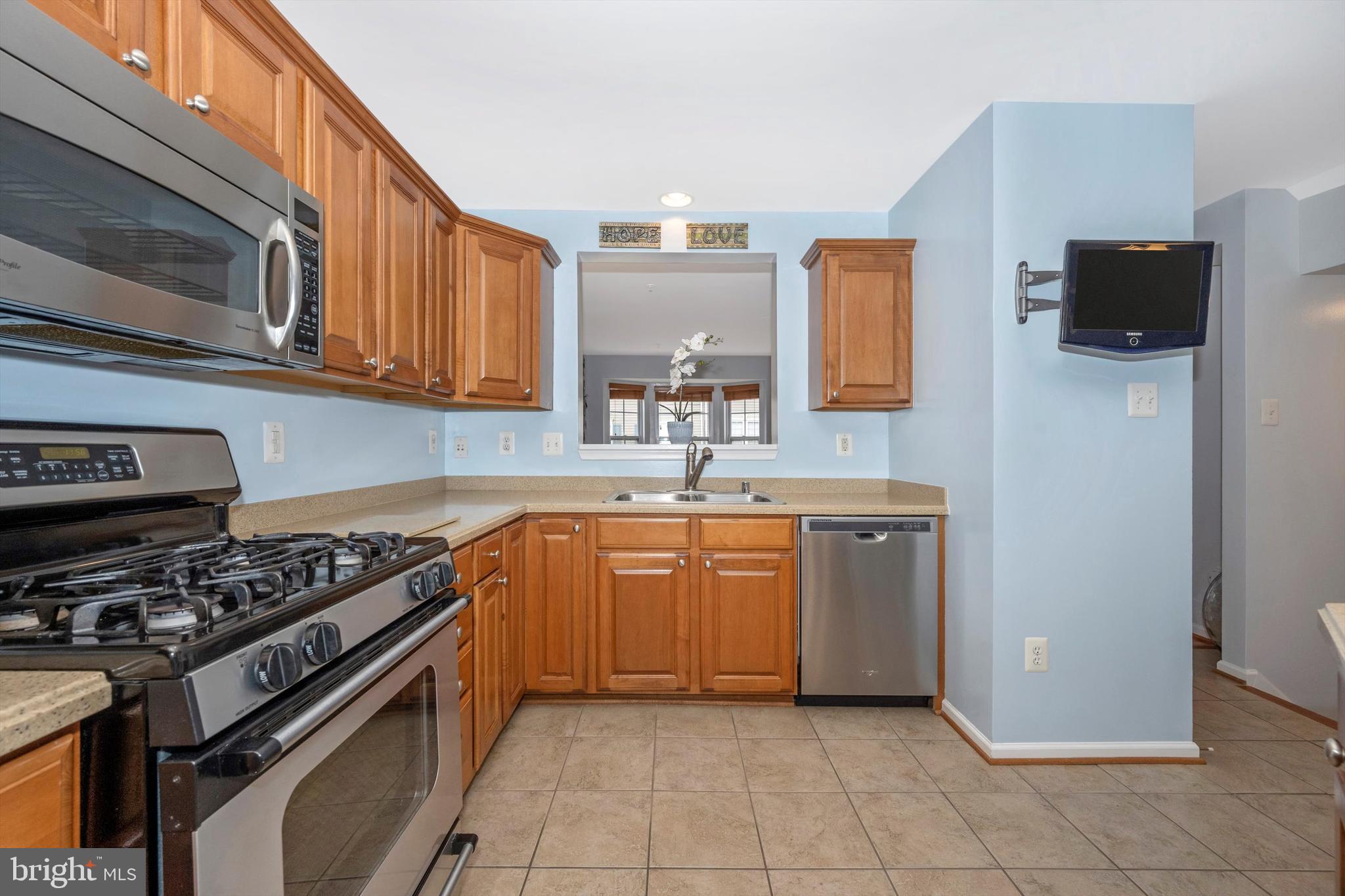 THE OAKS AT WATERS EDGE - Residential