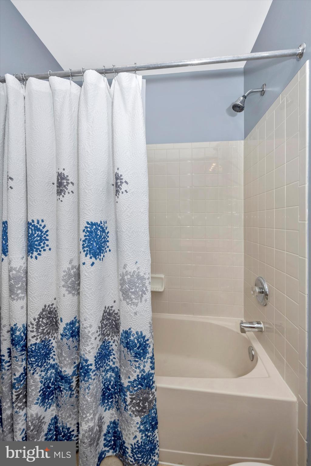 THE OAKS AT WATERS EDGE - Residential