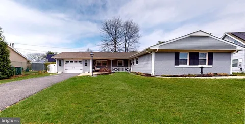 35 Globe Lane, Willingboro, NJ 08046 - #: NJBL2082542