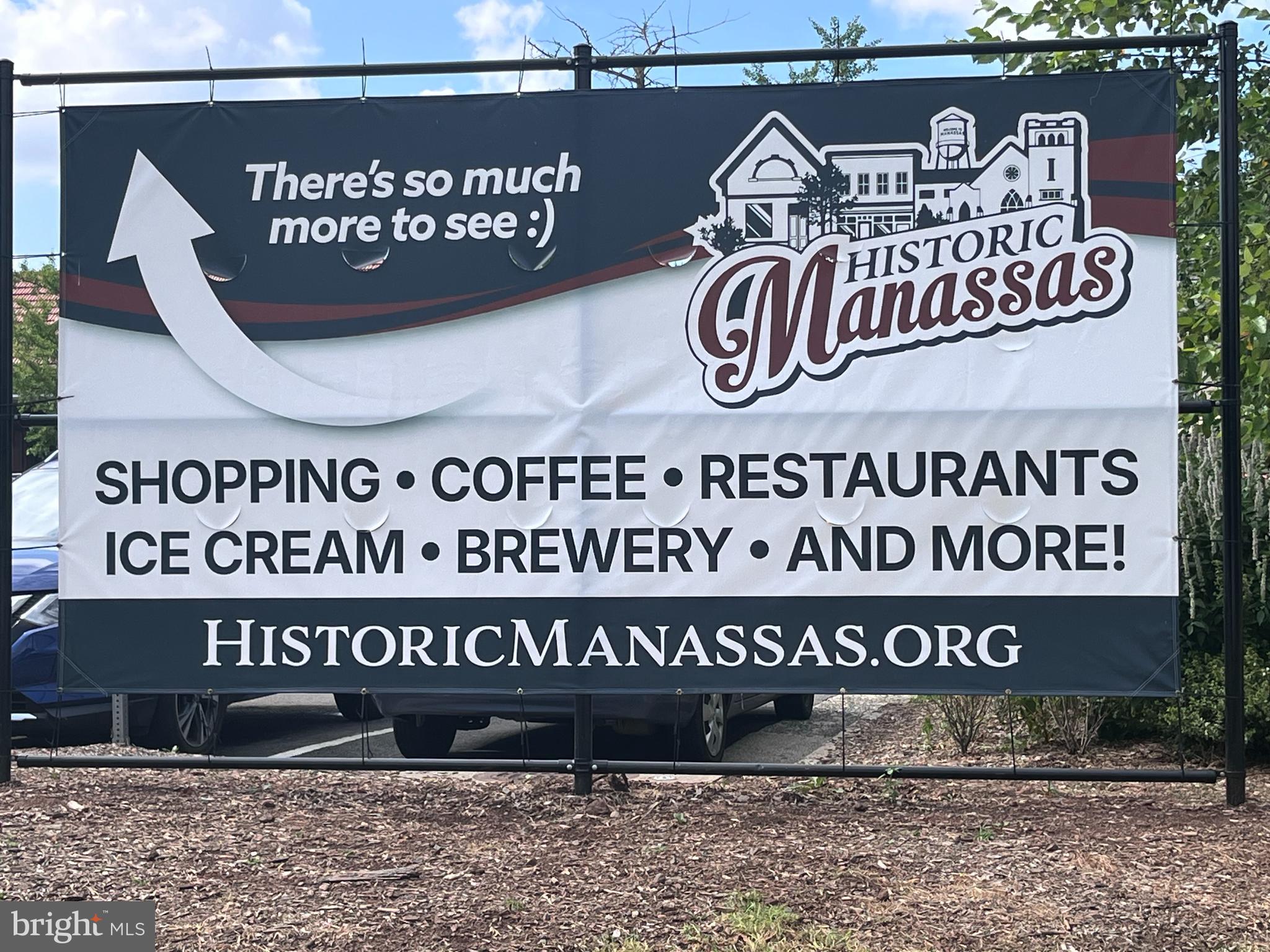 LEE SQUARE - Residential