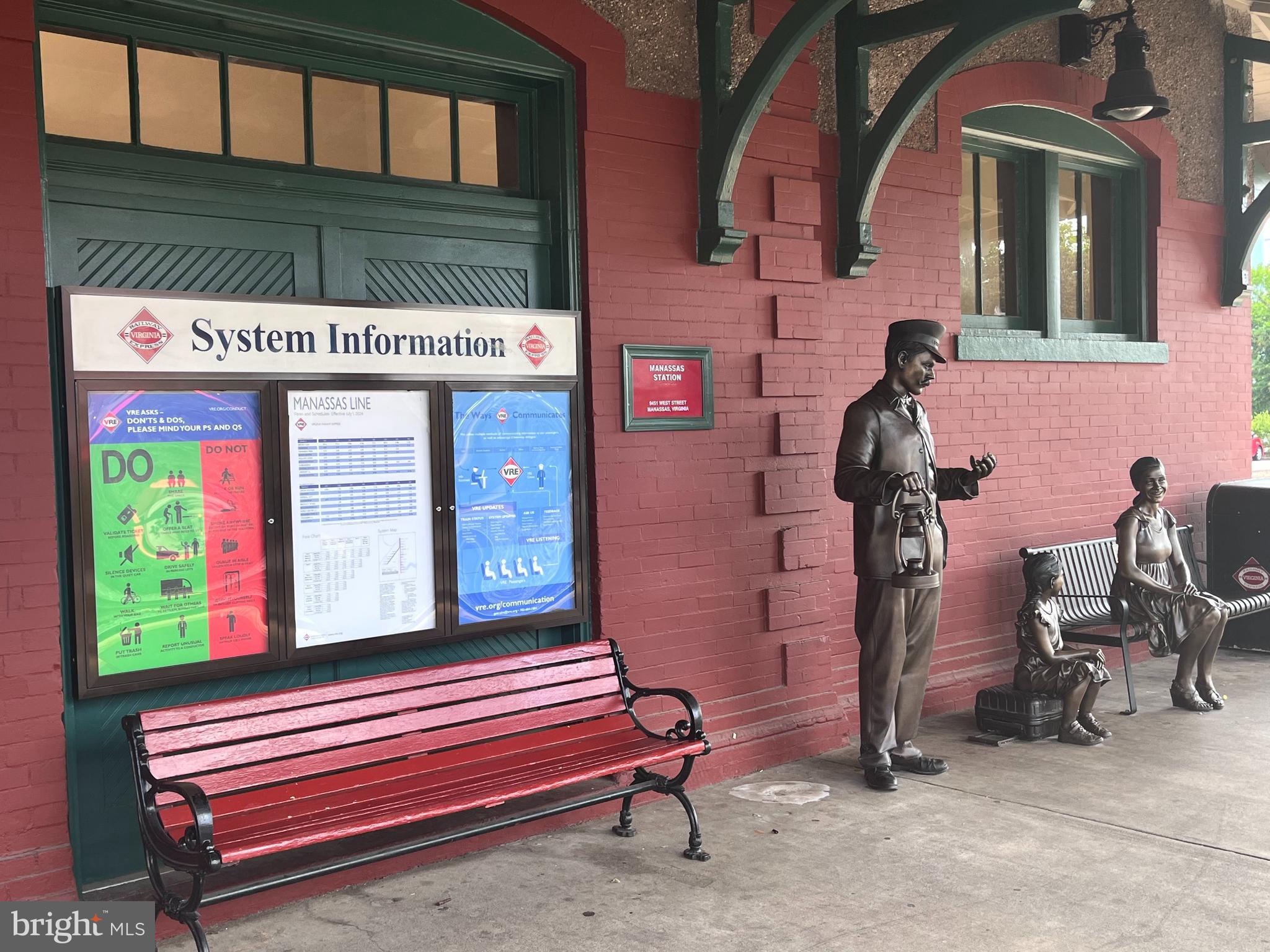 LEE SQUARE - Residential