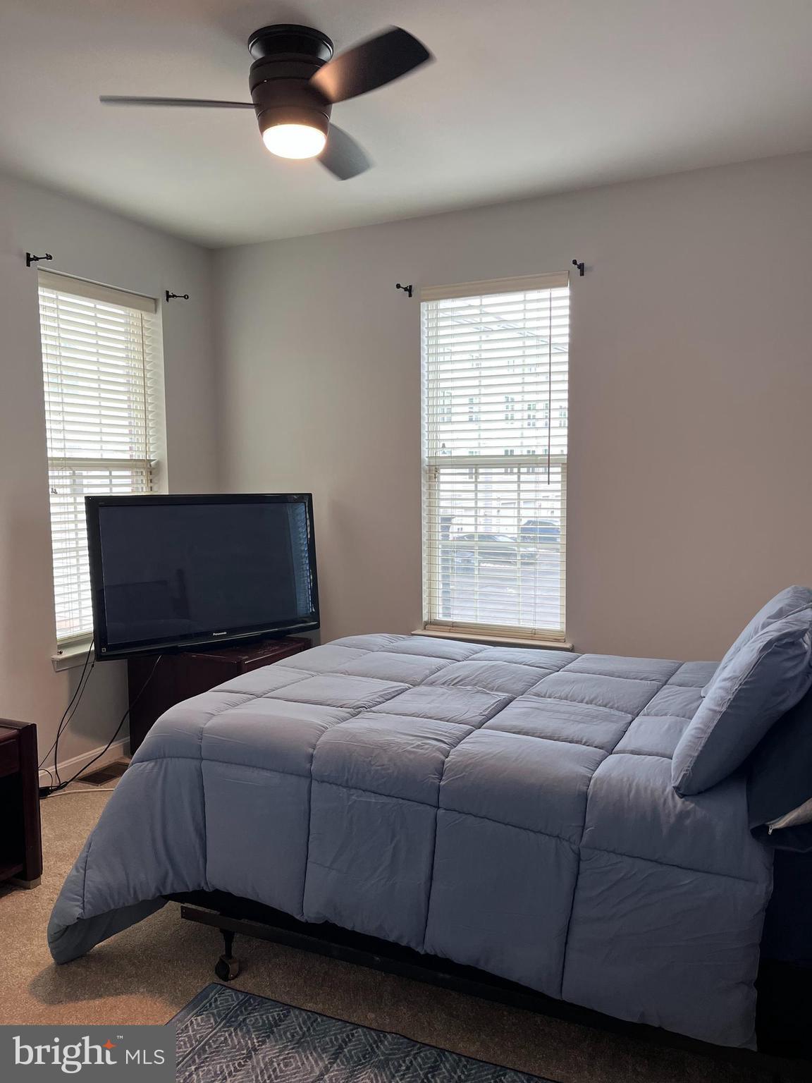 LEE SQUARE - Residential