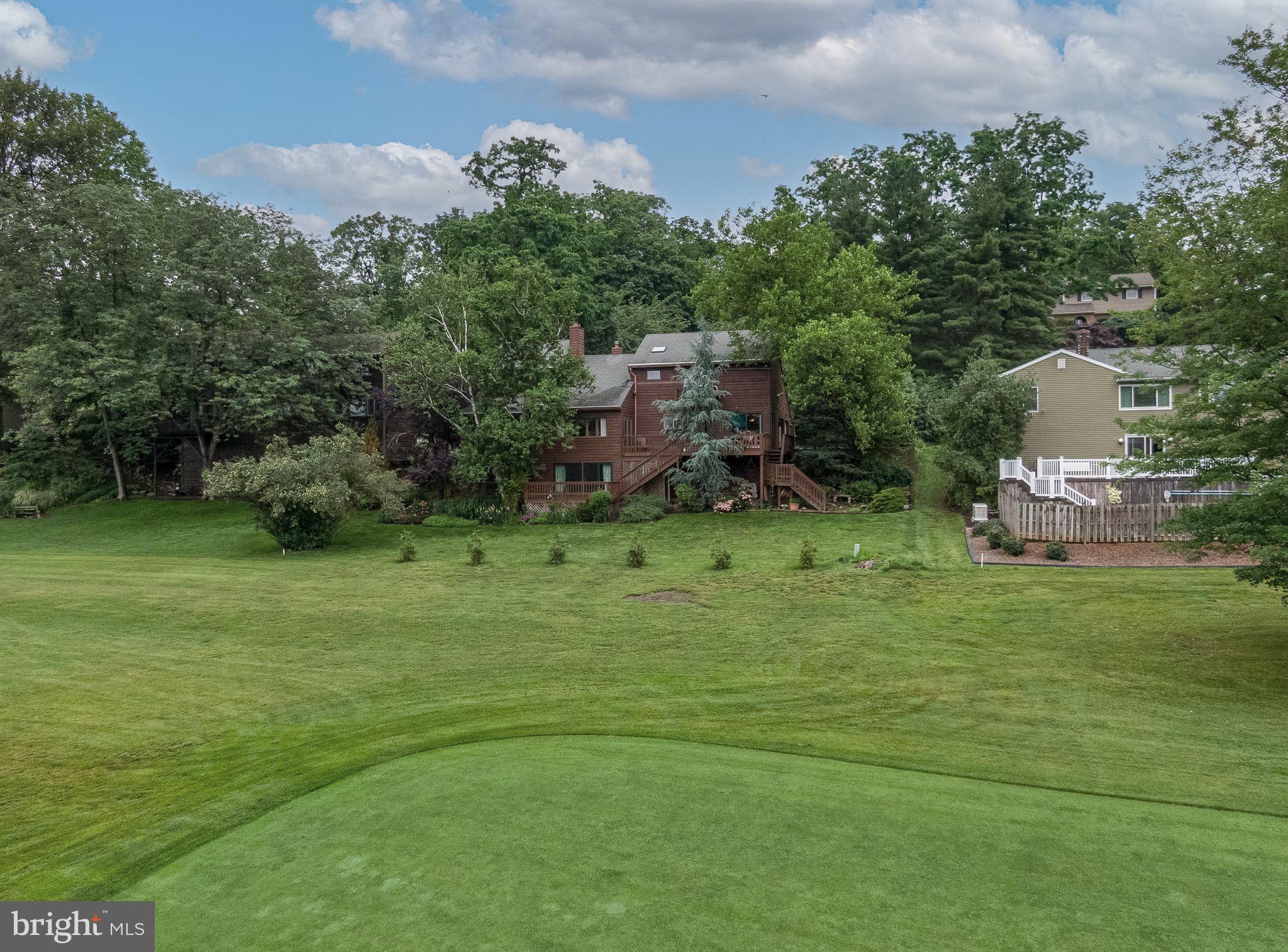 16 GOLFVIEW LANE