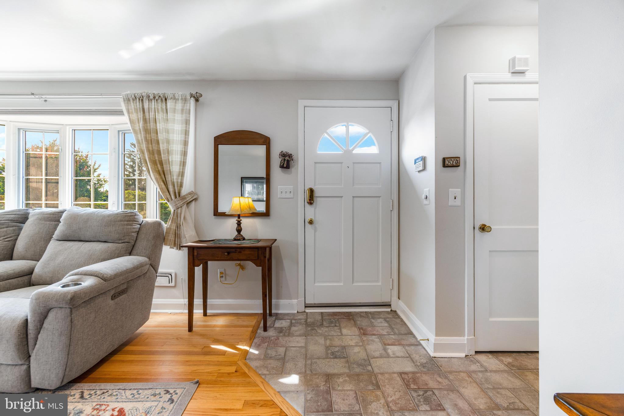 11 THORNHILL ROAD