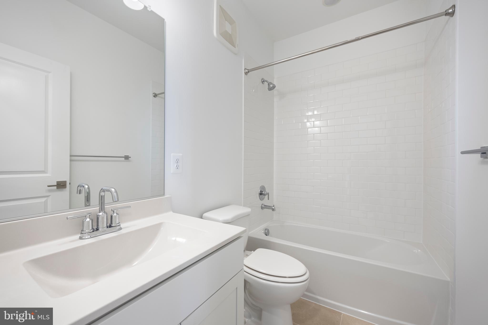 LOCKE LANDING - Residential Lease