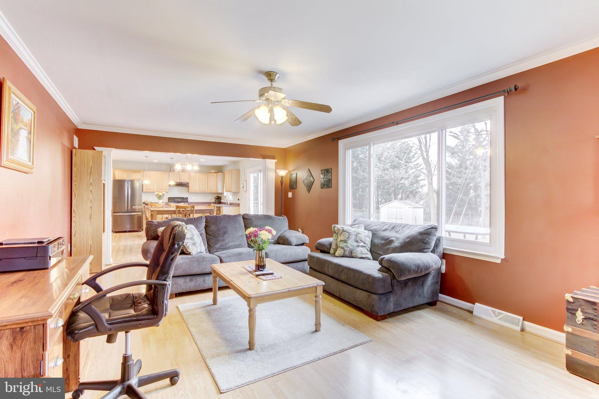 STEWARTSTOWN STATION - Residential