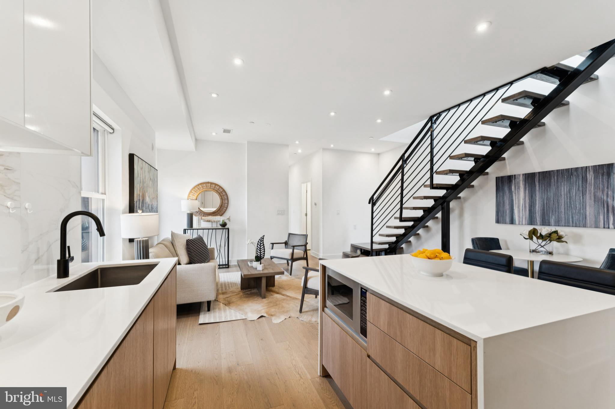 4017 DAVIS PLACE NW 7