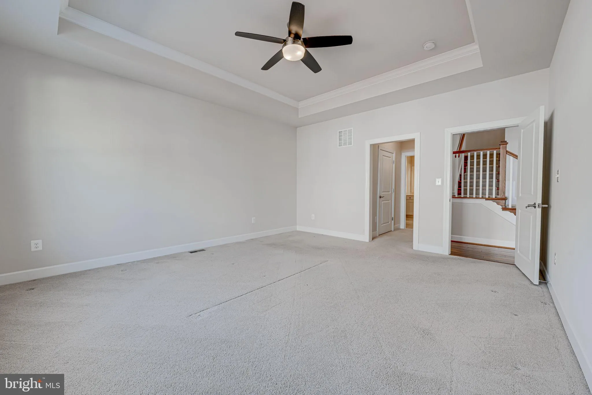 Leesburg, Virginia 20176, United States, 3 Bedrooms Bedrooms, ,4 BathroomsBathrooms,Residential,Pending,82345