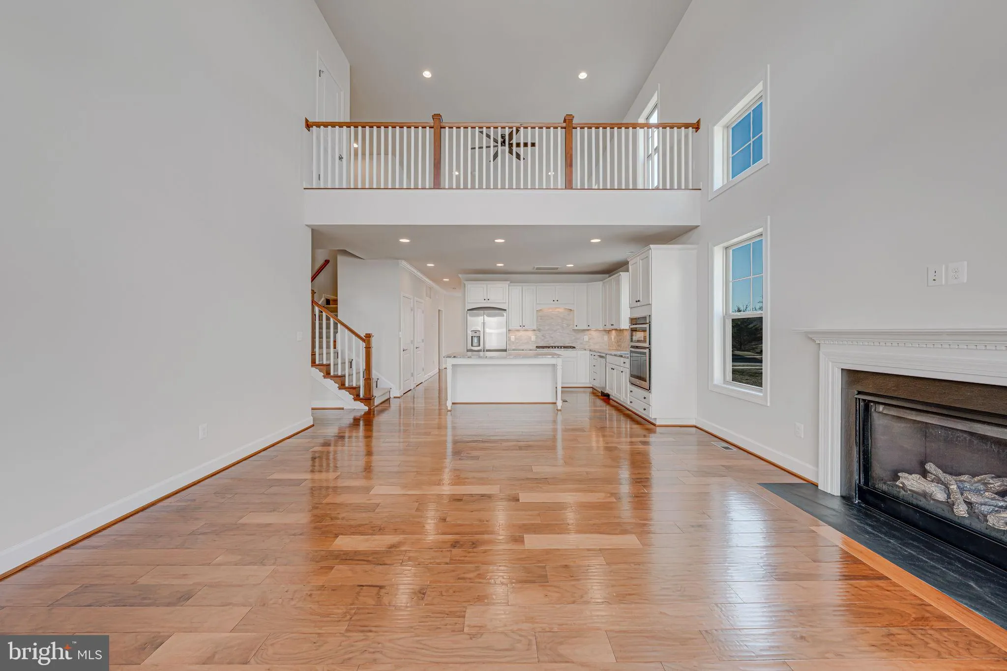 Leesburg, Virginia 20176, United States, 3 Bedrooms Bedrooms, ,4 BathroomsBathrooms,Residential,Pending,82345