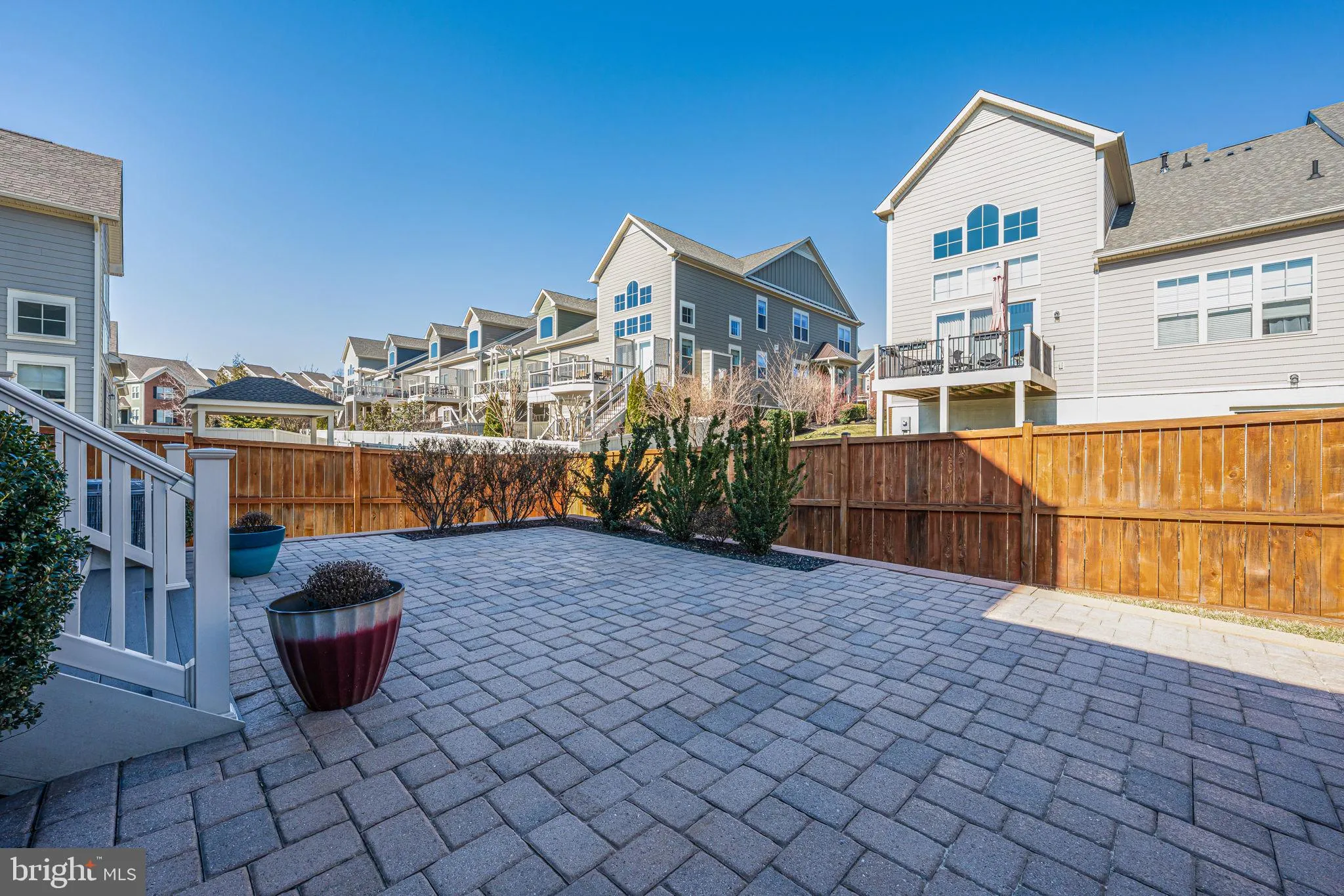 Leesburg, Virginia 20176, United States, 3 Bedrooms Bedrooms, ,4 BathroomsBathrooms,Residential,Pending,82345