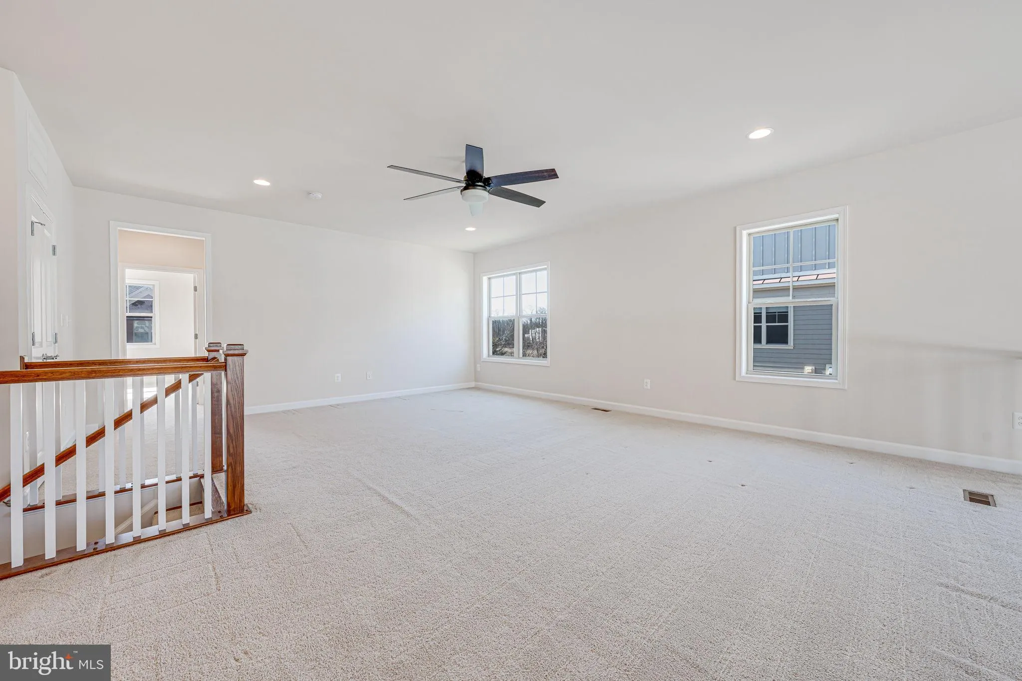 Leesburg, Virginia 20176, United States, 3 Bedrooms Bedrooms, ,4 BathroomsBathrooms,Residential,Pending,82345