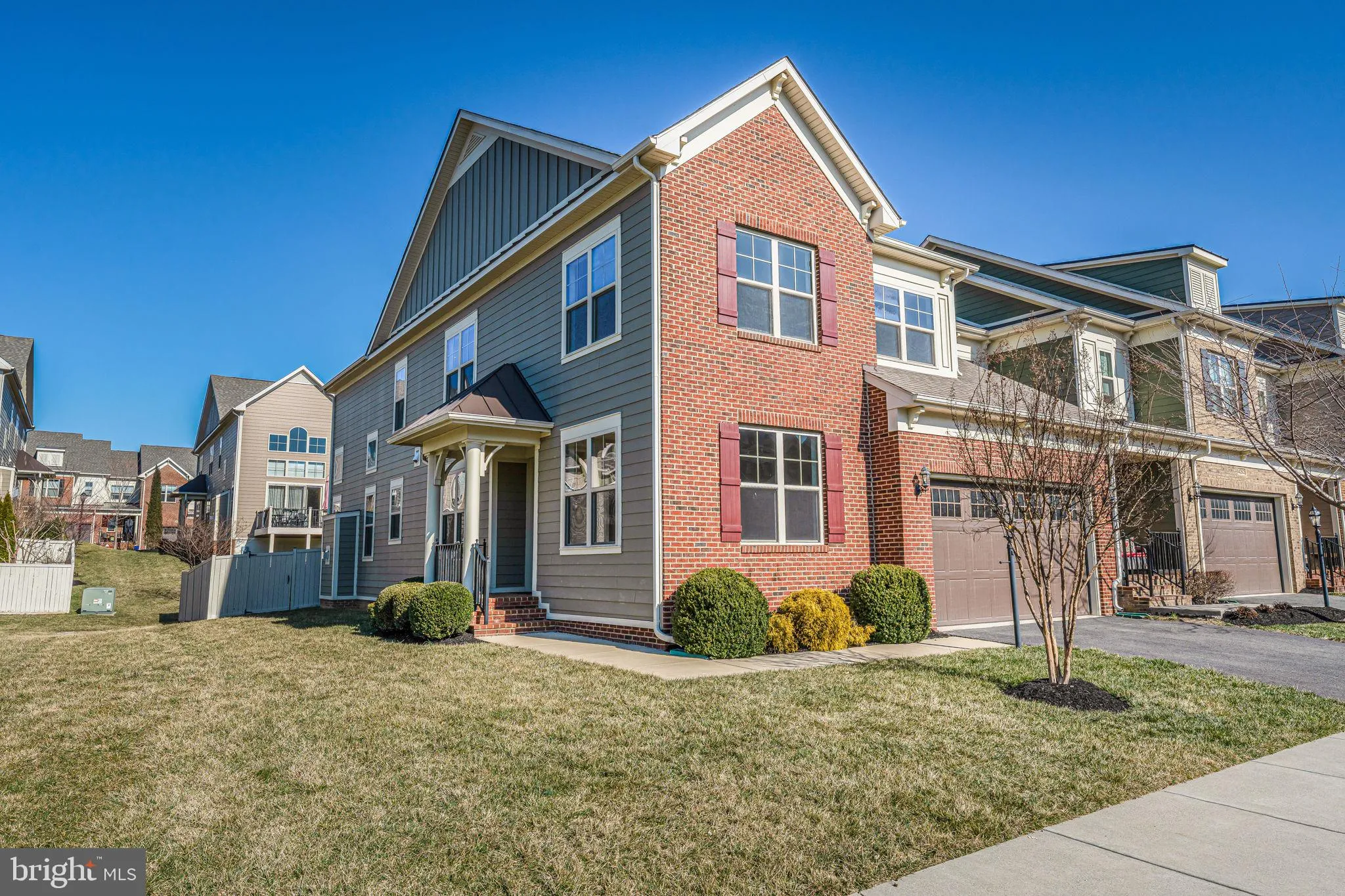 Leesburg, Virginia 20176, United States, 3 Bedrooms Bedrooms, ,4 BathroomsBathrooms,Residential,Pending,82345