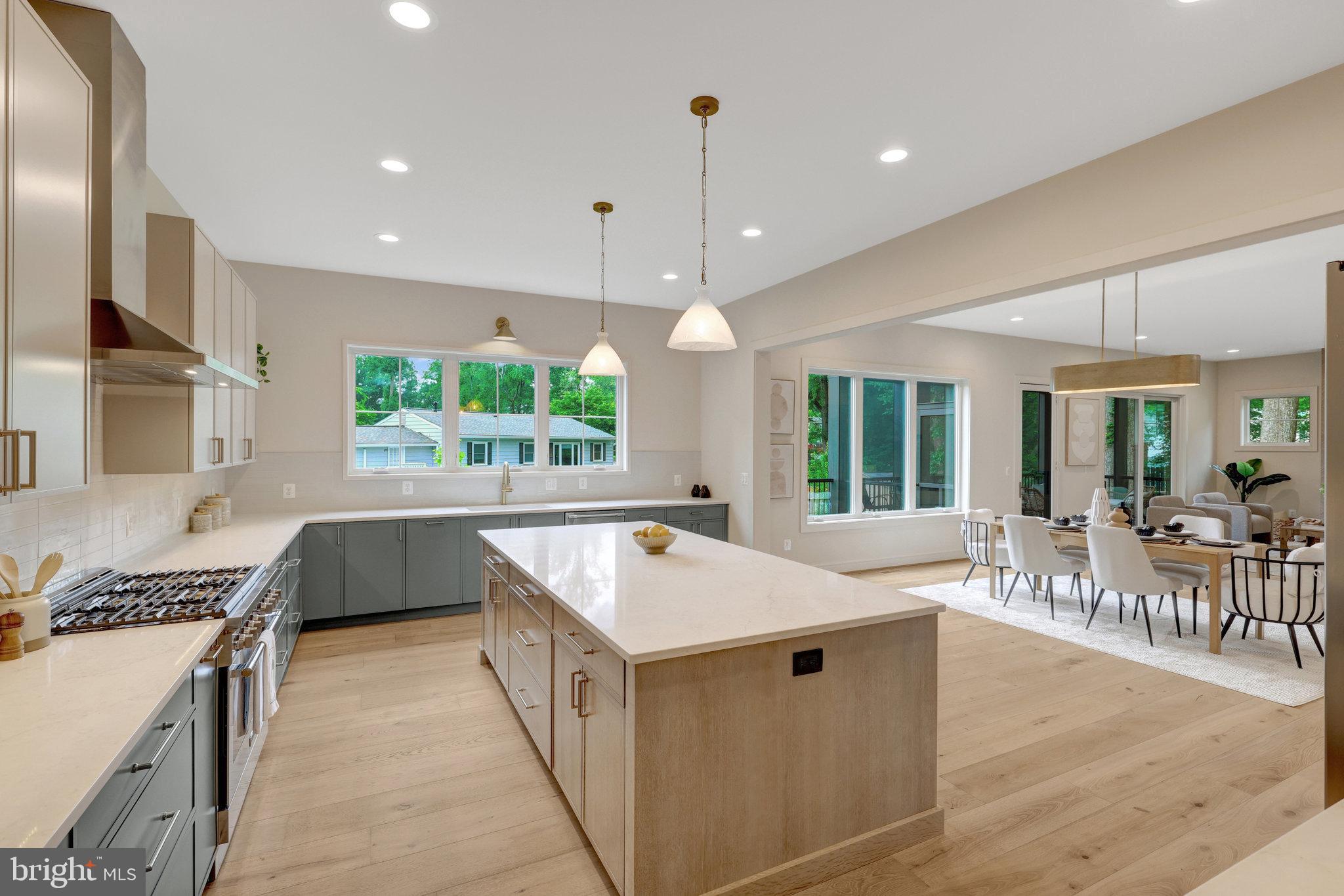 MAPLE GROVE - Residential