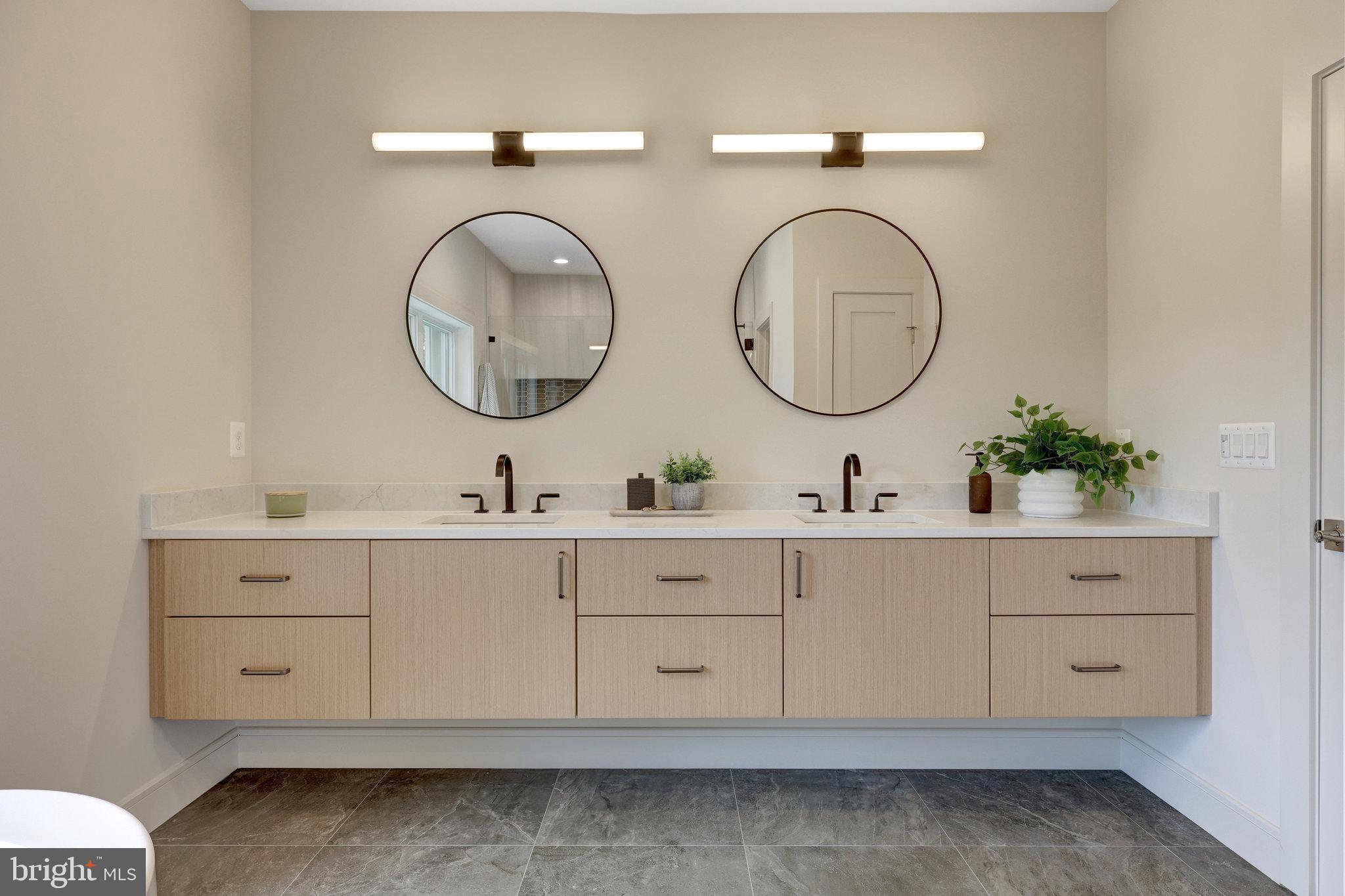 MAPLE GROVE - Residential