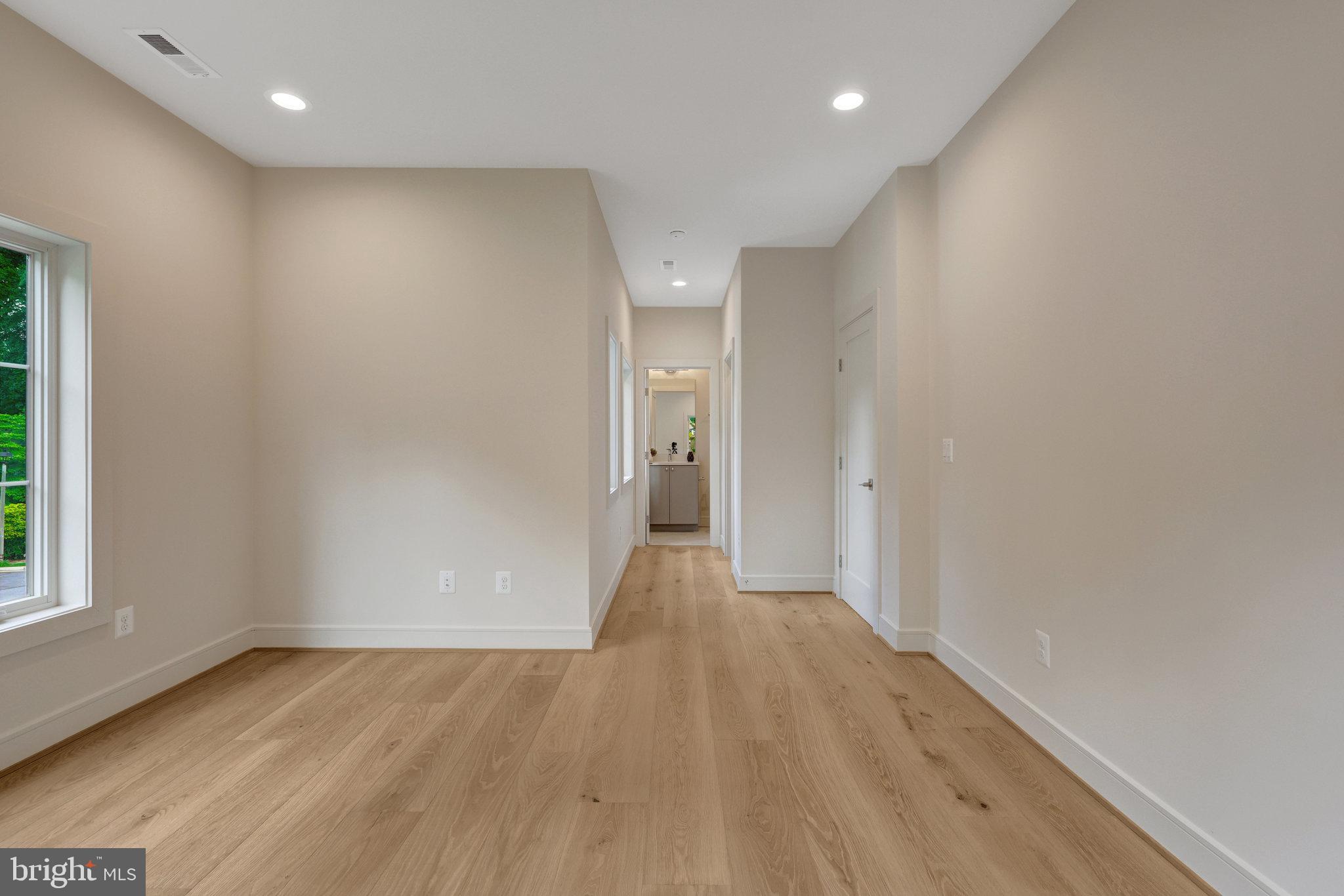 MAPLE GROVE - Residential