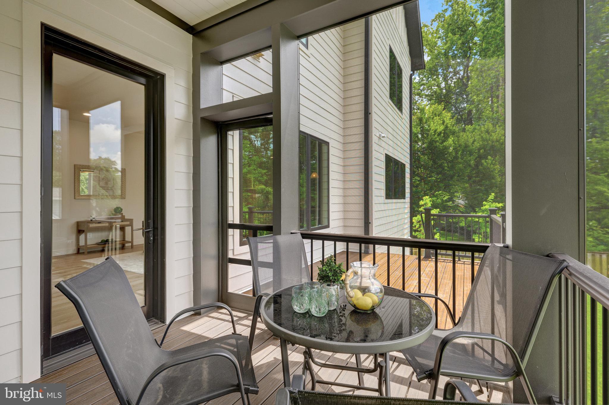 MAPLE GROVE - Residential