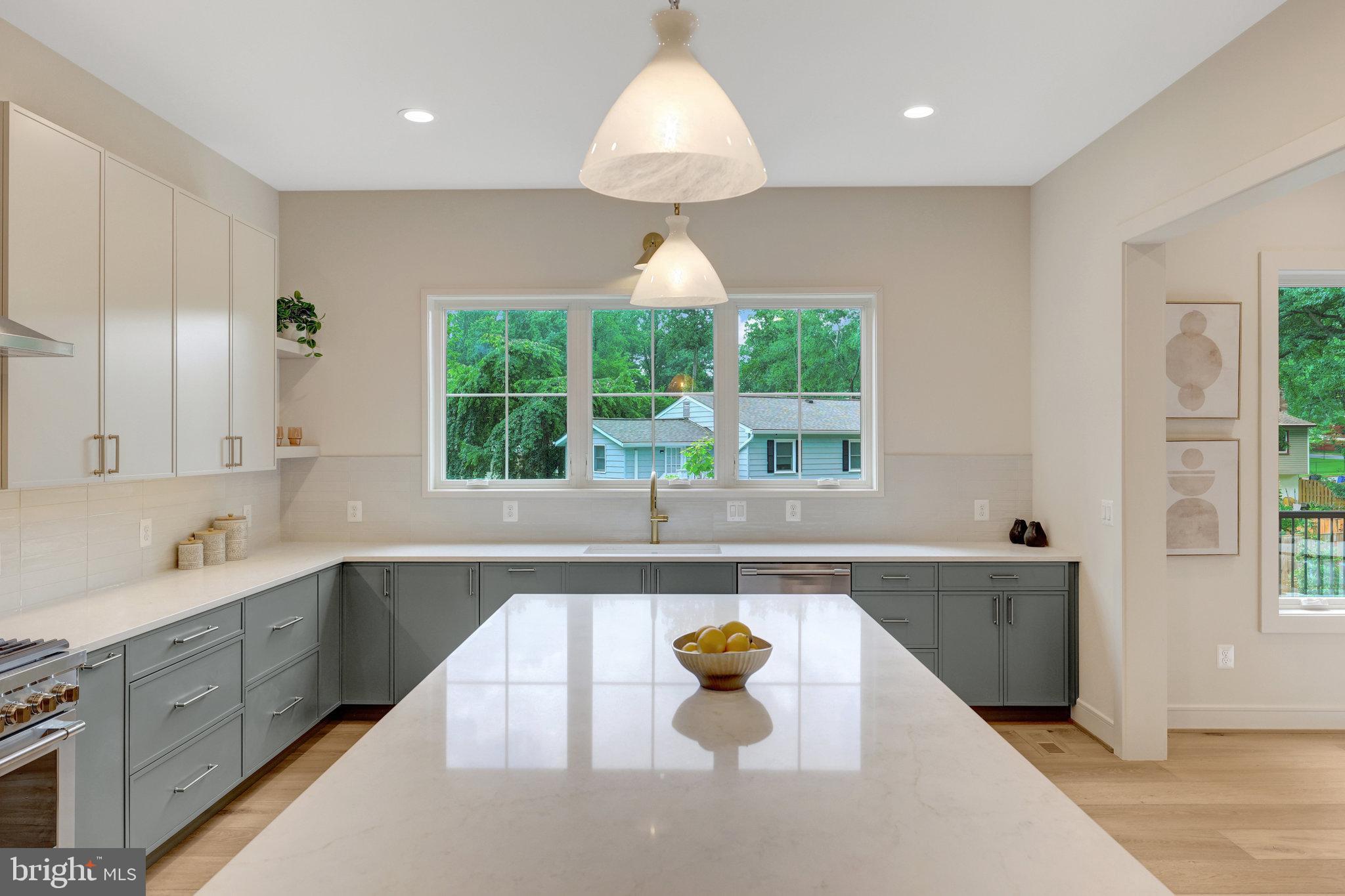 MAPLE GROVE - Residential