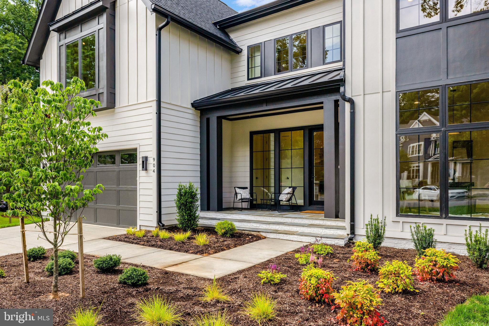 MAPLE GROVE - Residential