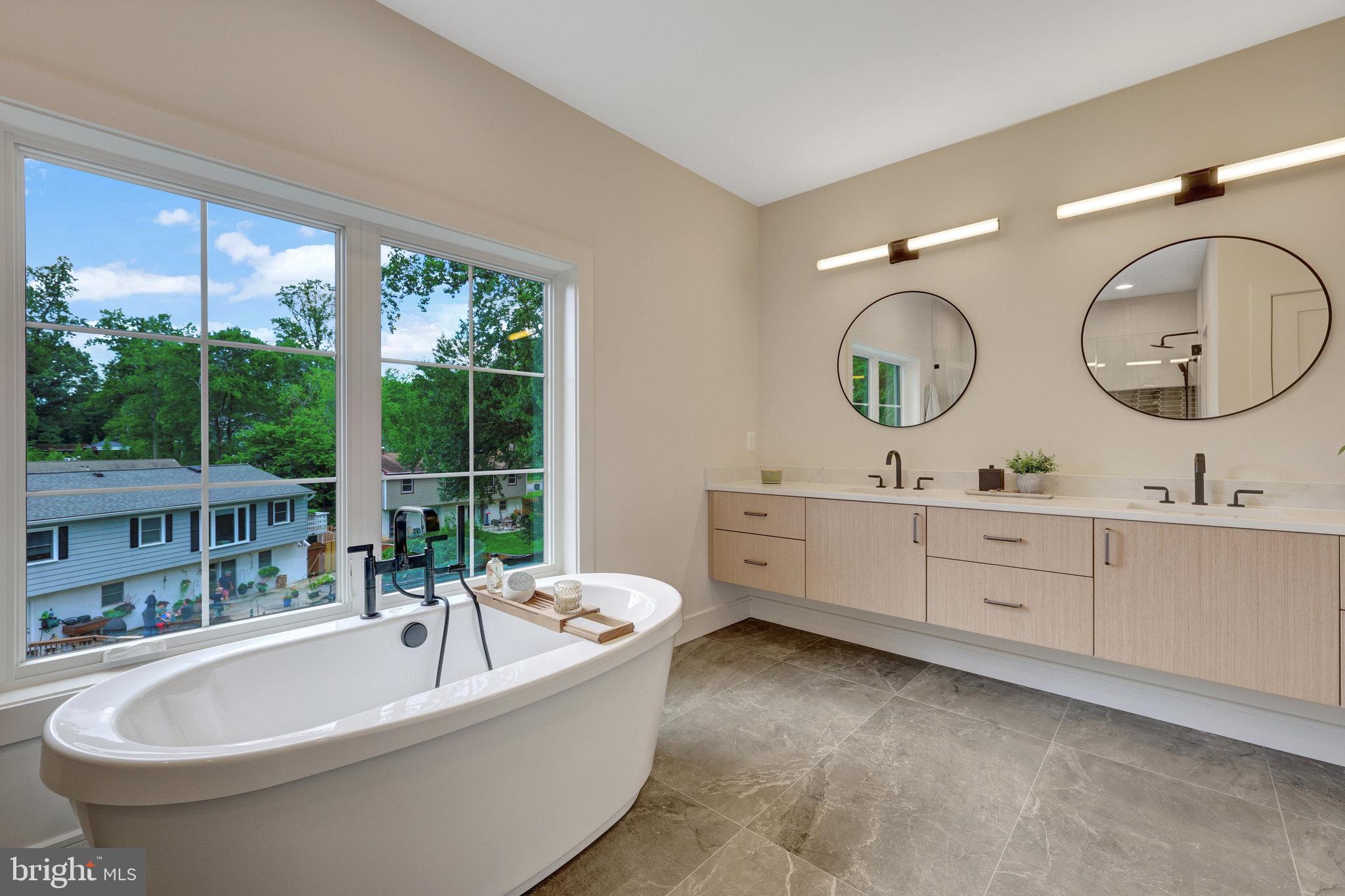 MAPLE GROVE - Residential