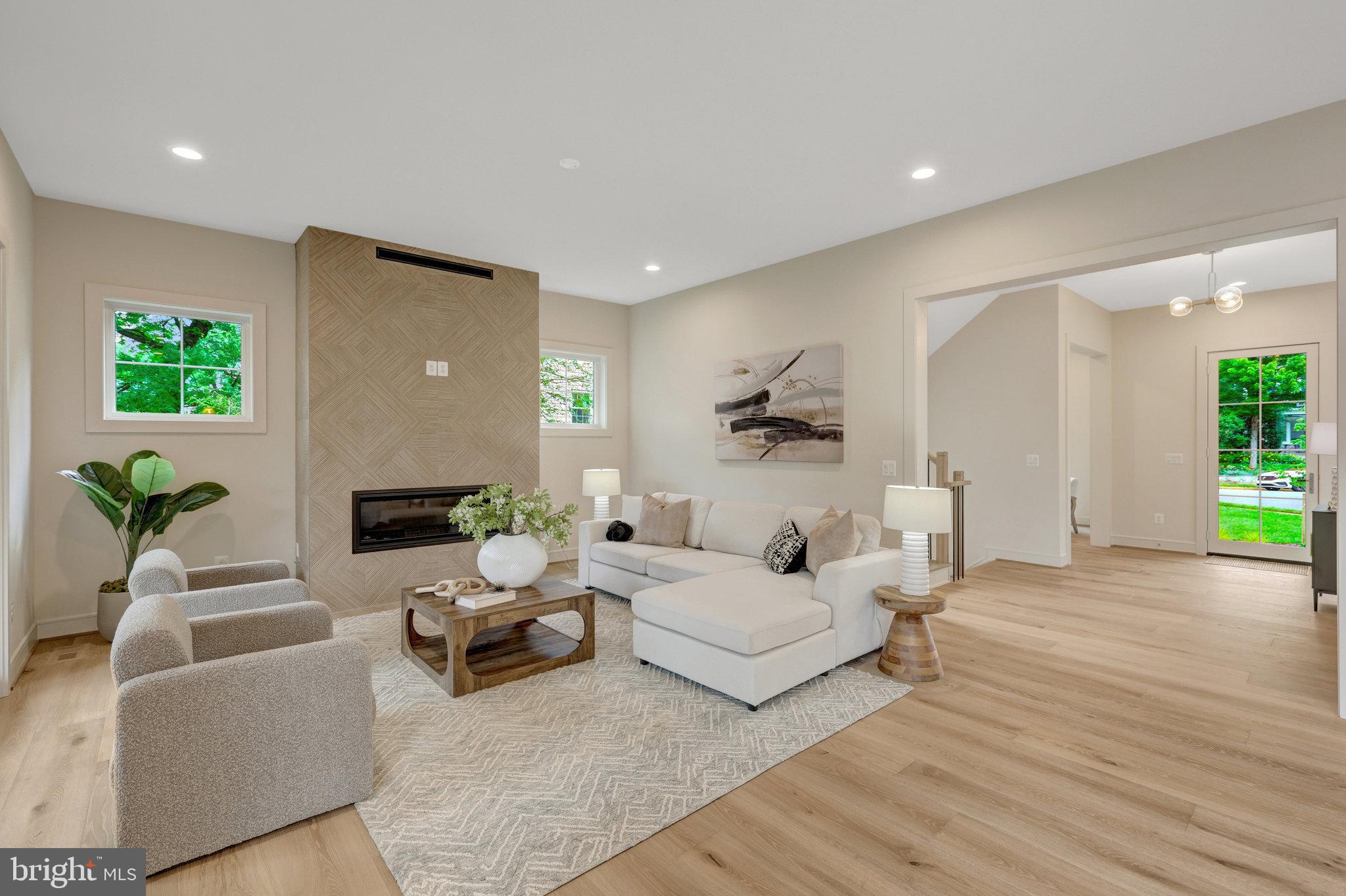 MAPLE GROVE - Residential