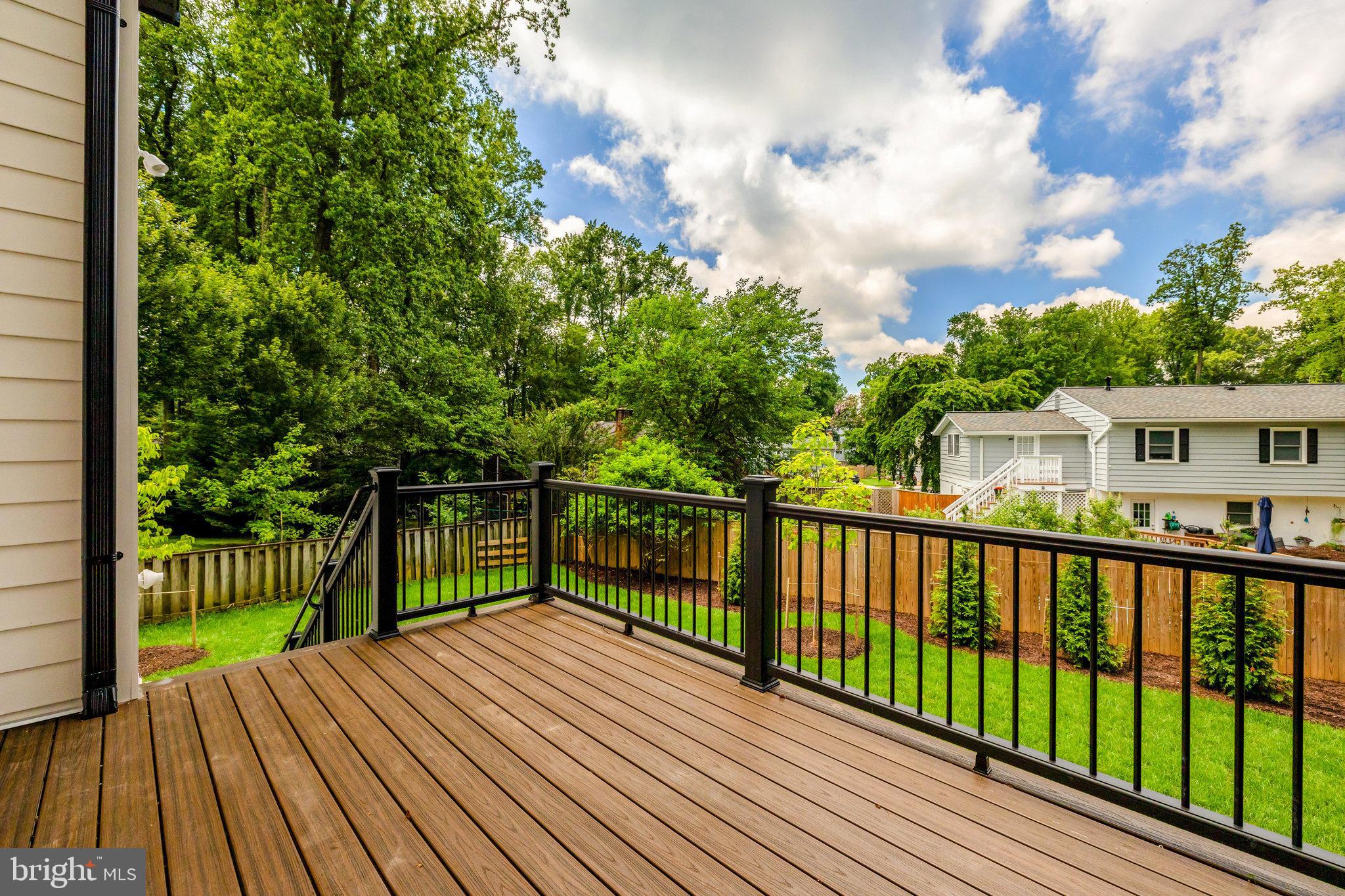 MAPLE GROVE - Residential