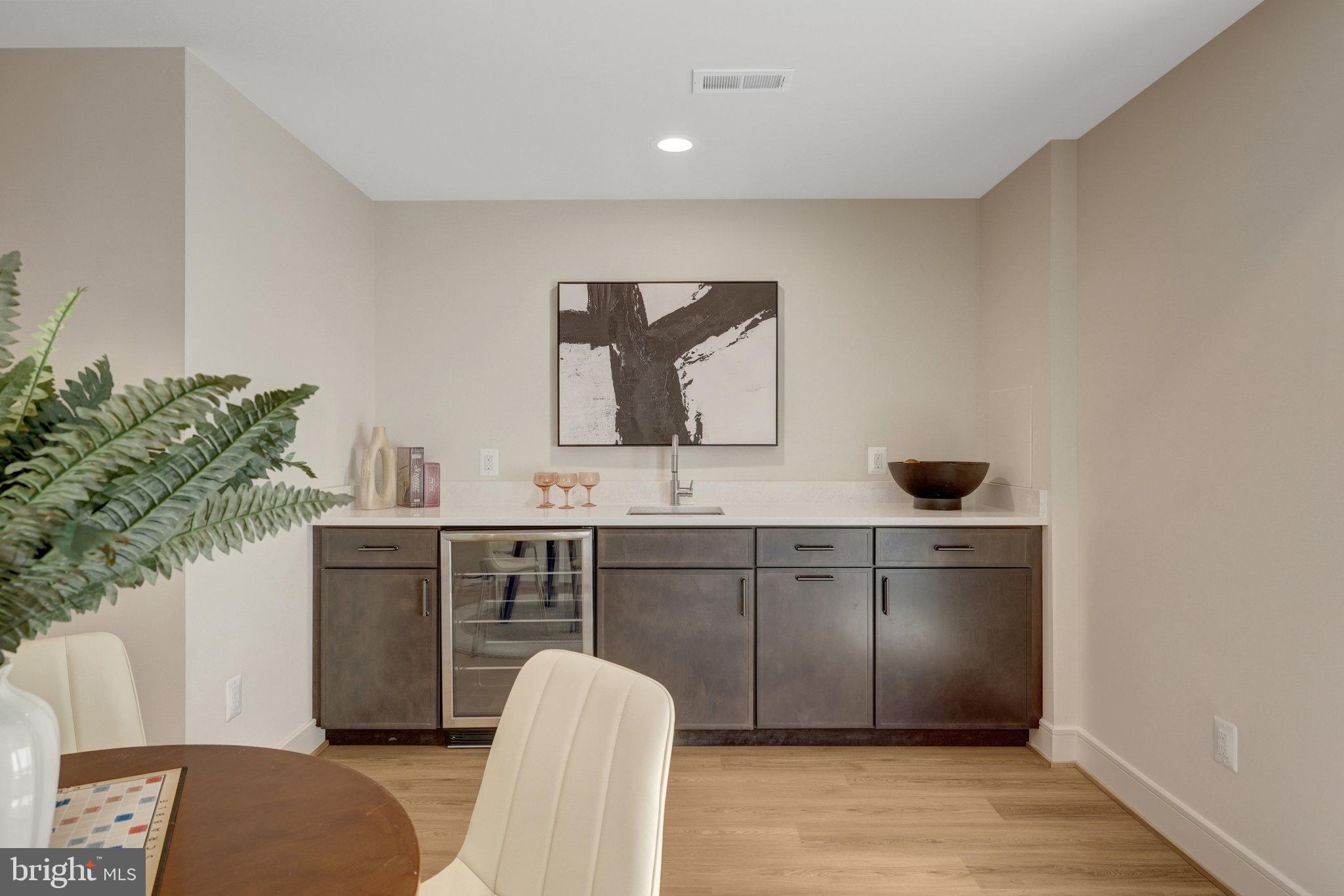 MAPLE GROVE - Residential