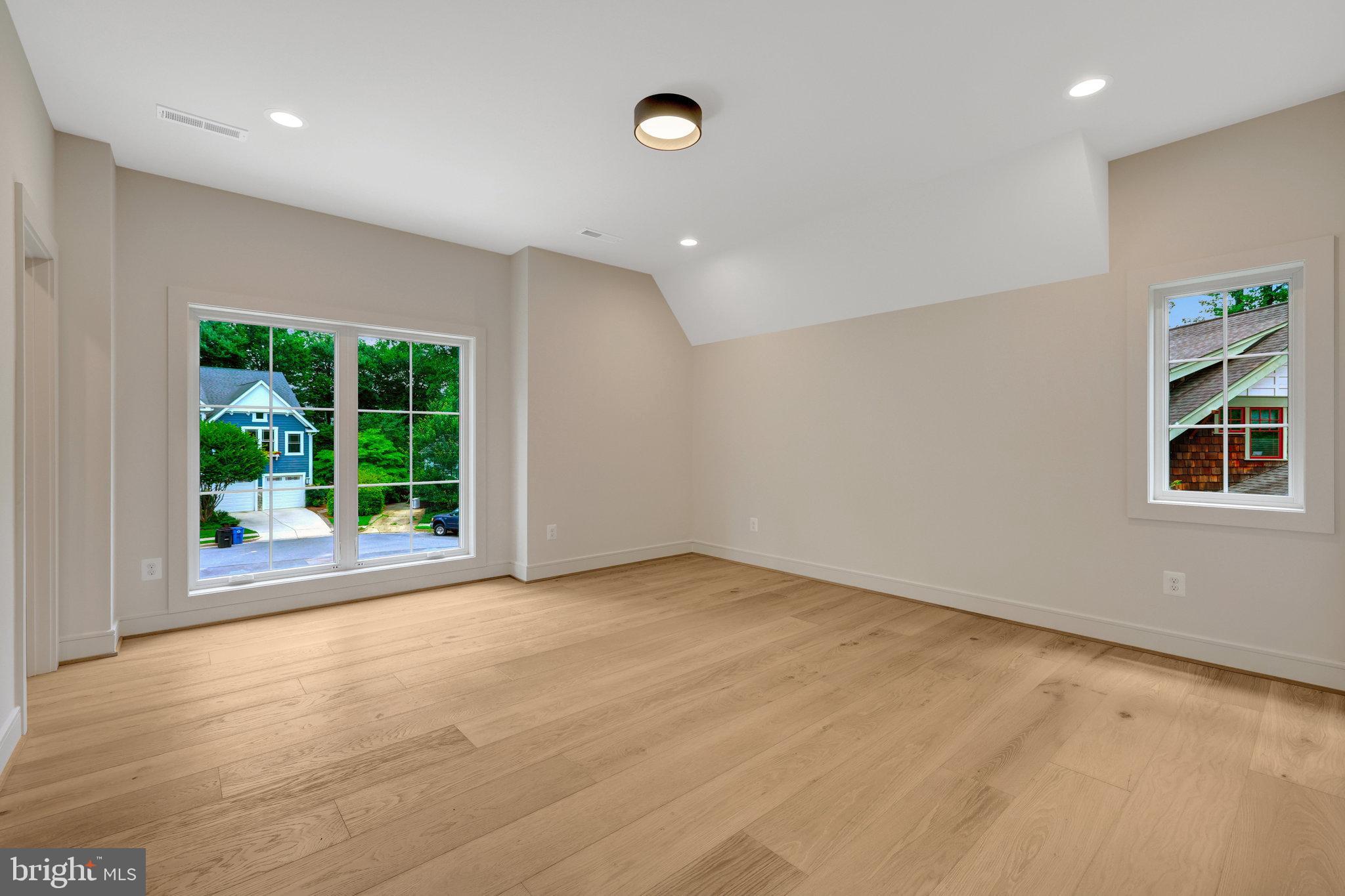 MAPLE GROVE - Residential