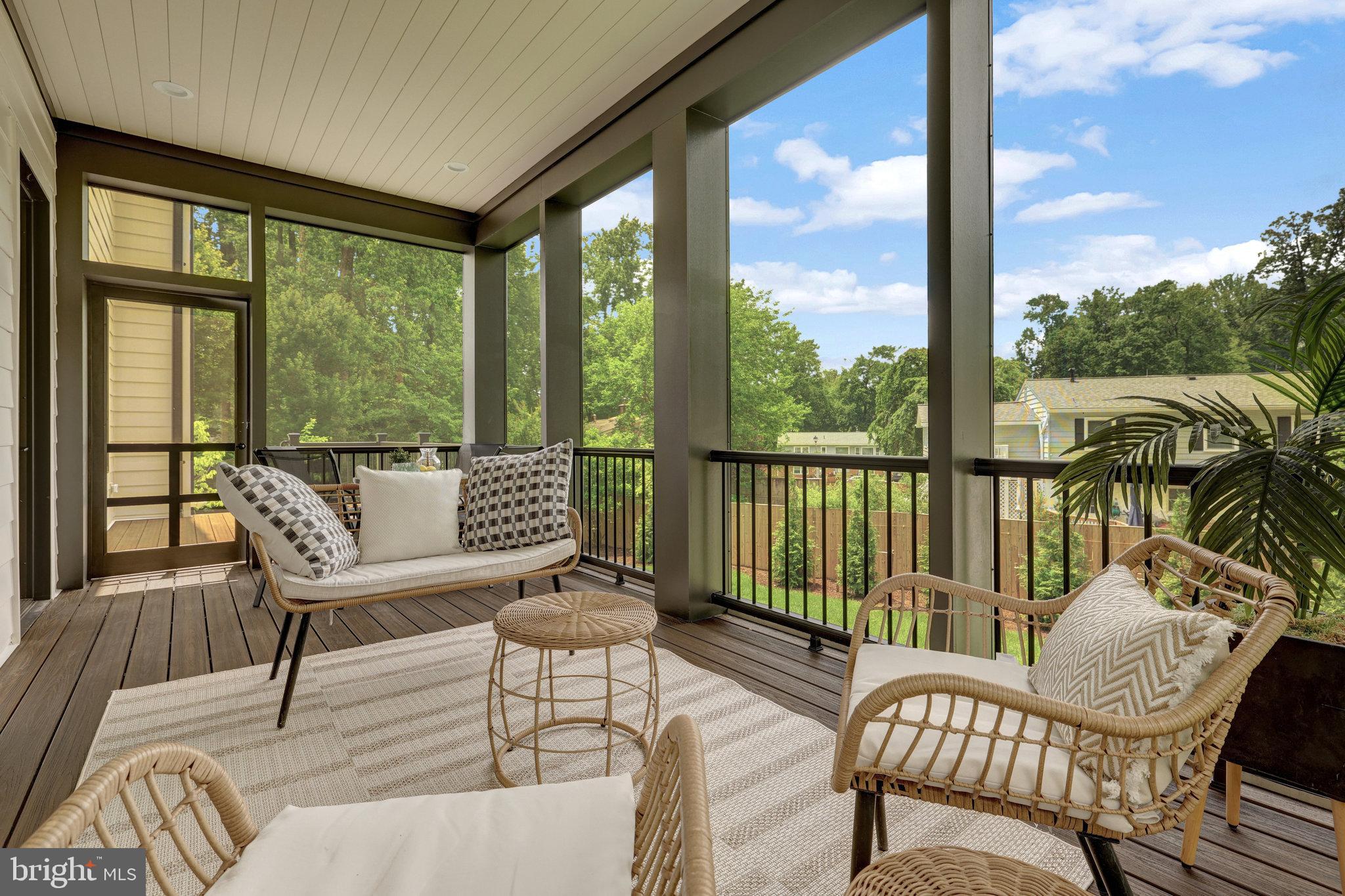 MAPLE GROVE - Residential