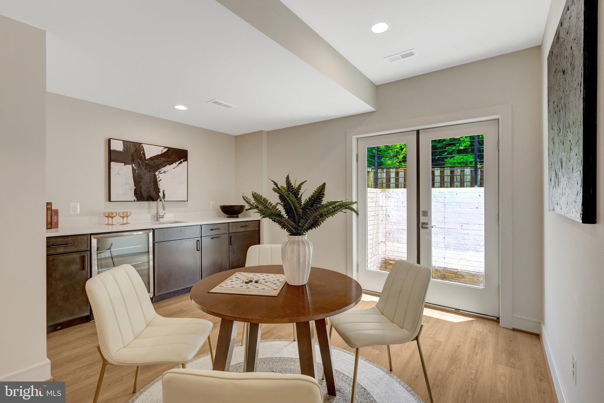 MAPLE GROVE - Residential