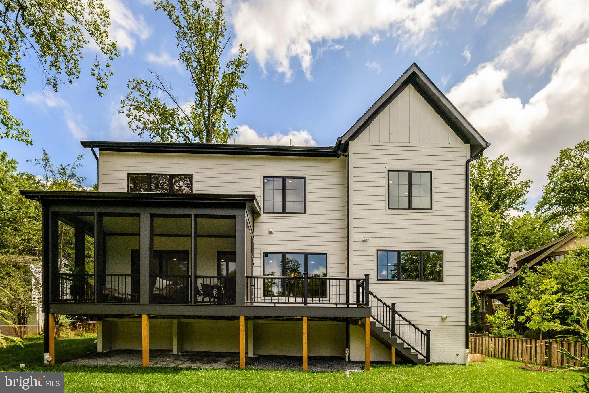 MAPLE GROVE - Residential