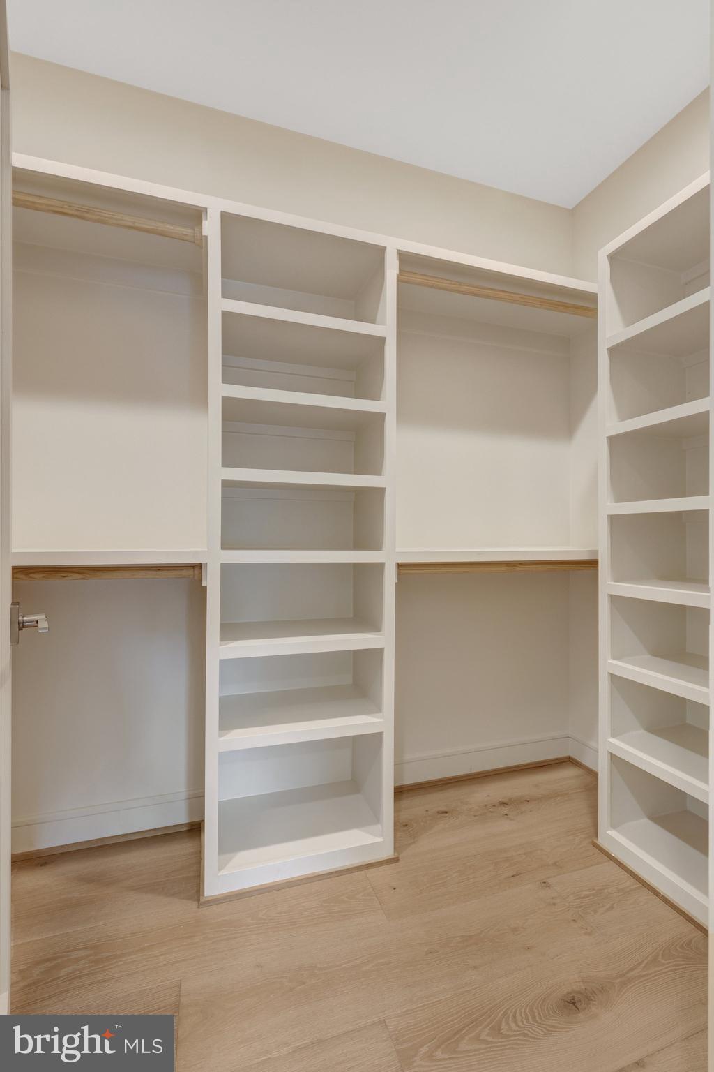 MAPLE GROVE - Residential