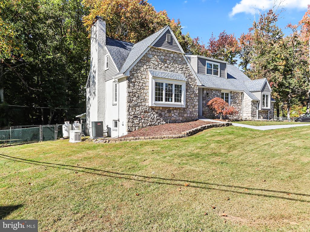 4400 YATES ROAD