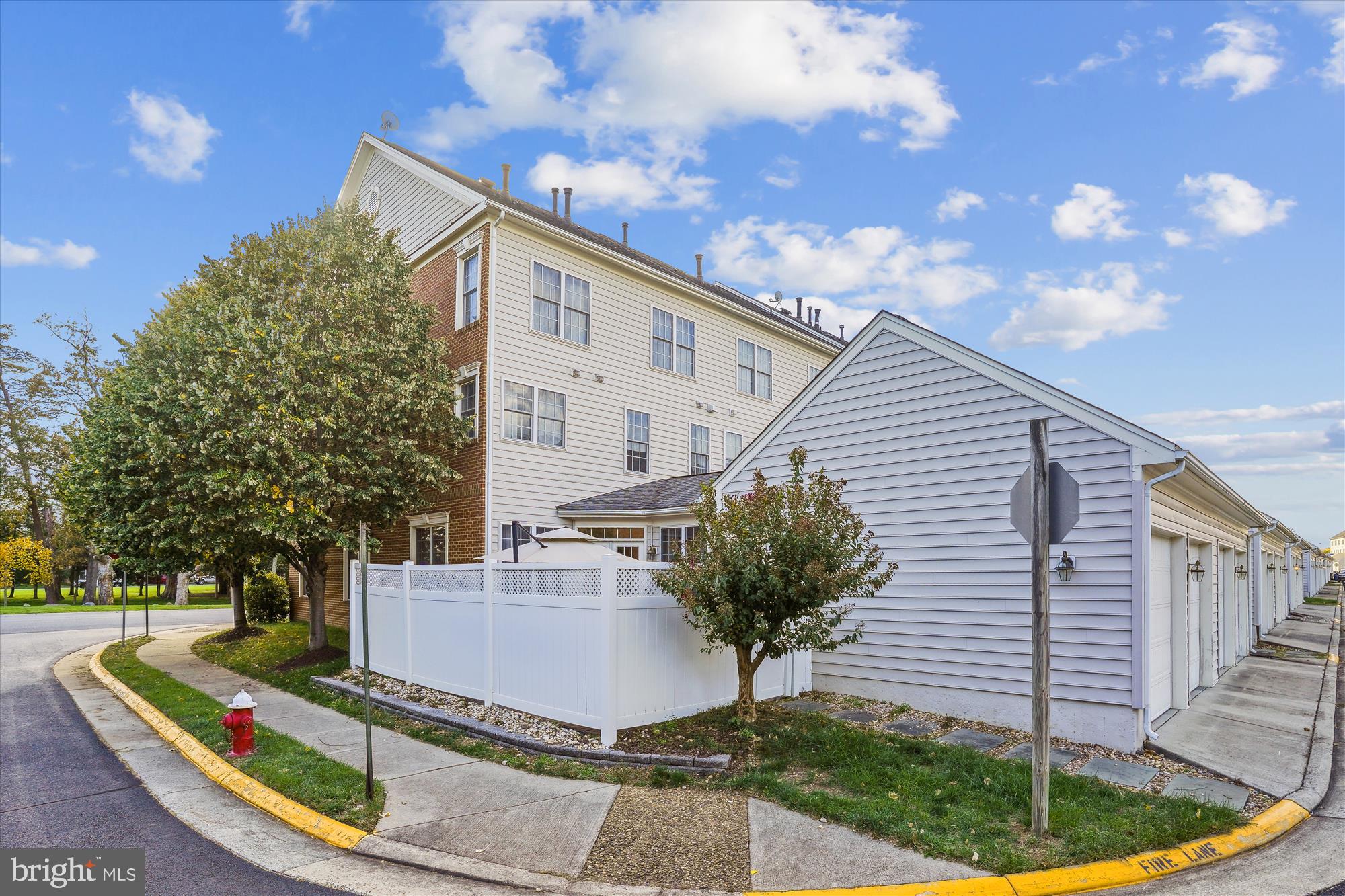 BRAMBLETON LANDBAY 1 - Residential