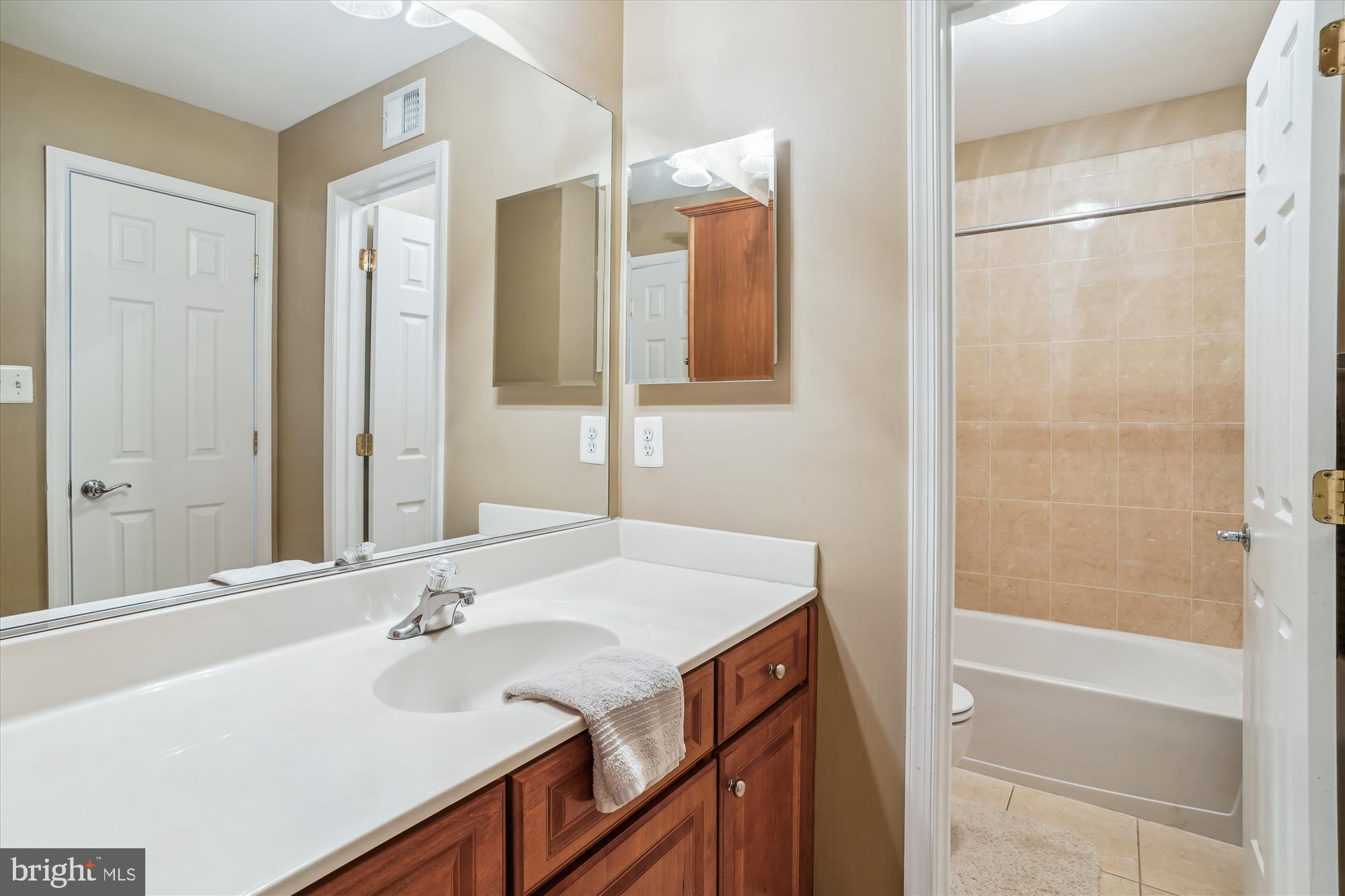 BRAMBLETON LANDBAY 1 - Residential