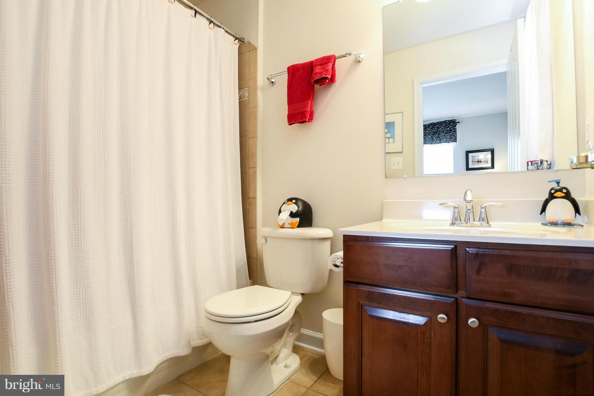 LAKESIDE FARMS - Residential