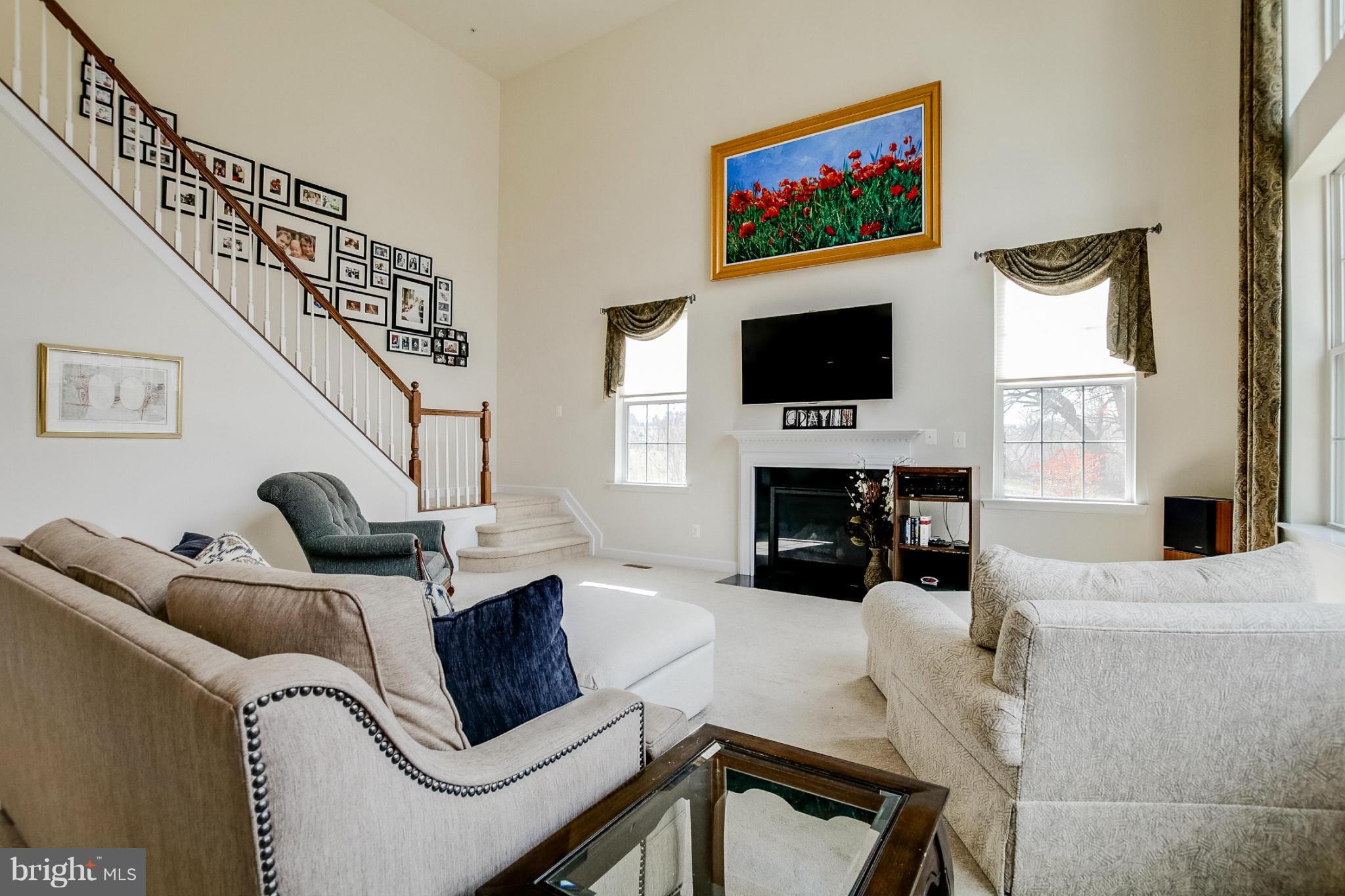 LAKESIDE FARMS - Residential