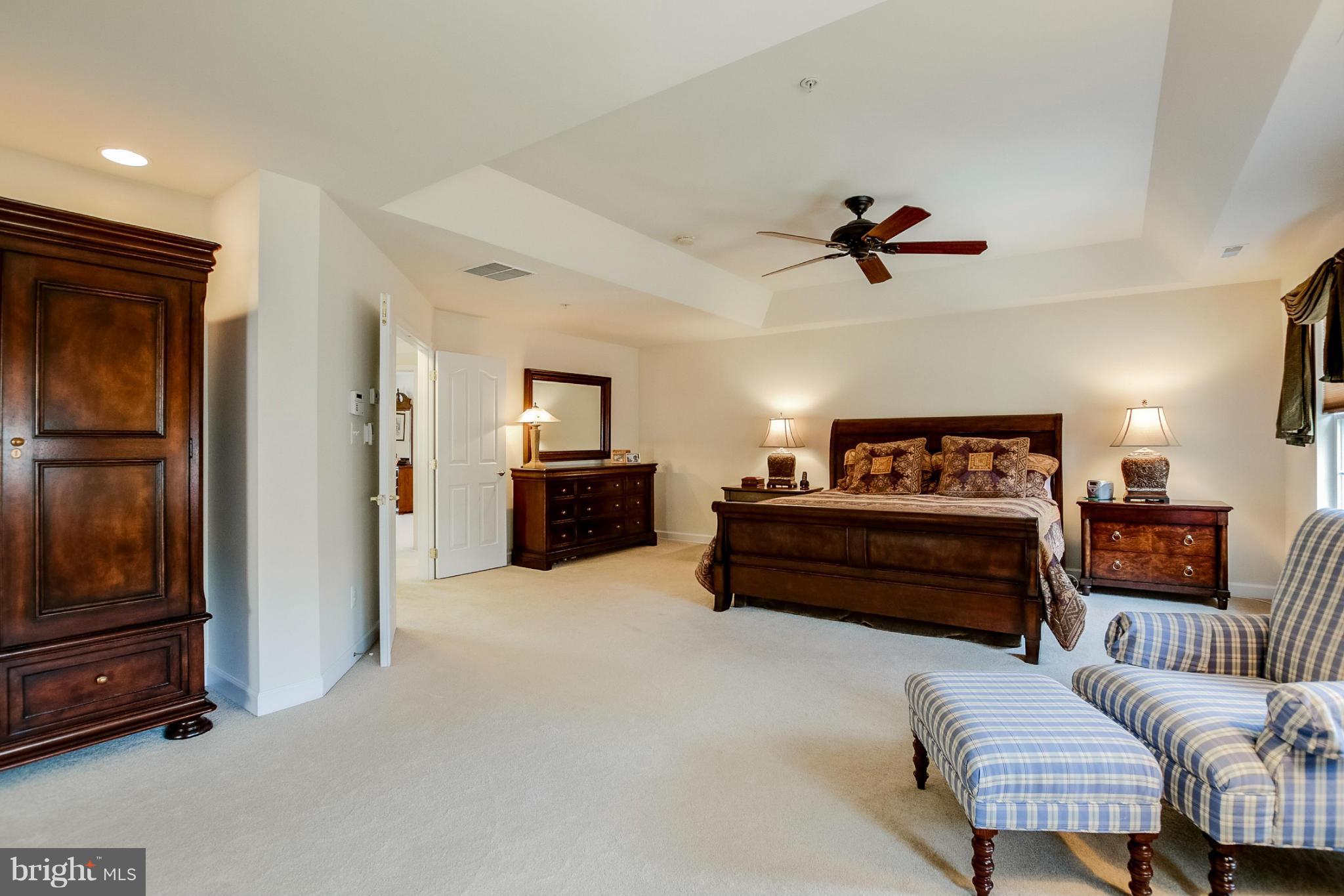 LAKESIDE FARMS - Residential