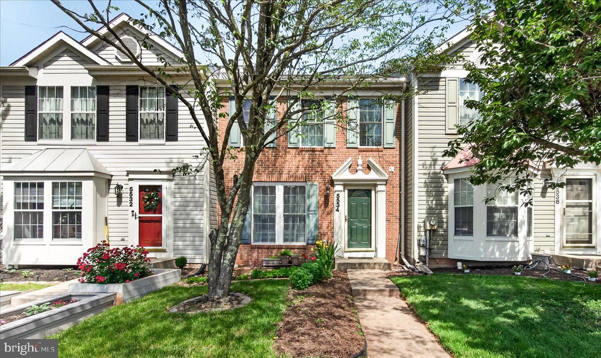 5534 FOXHALL COURT