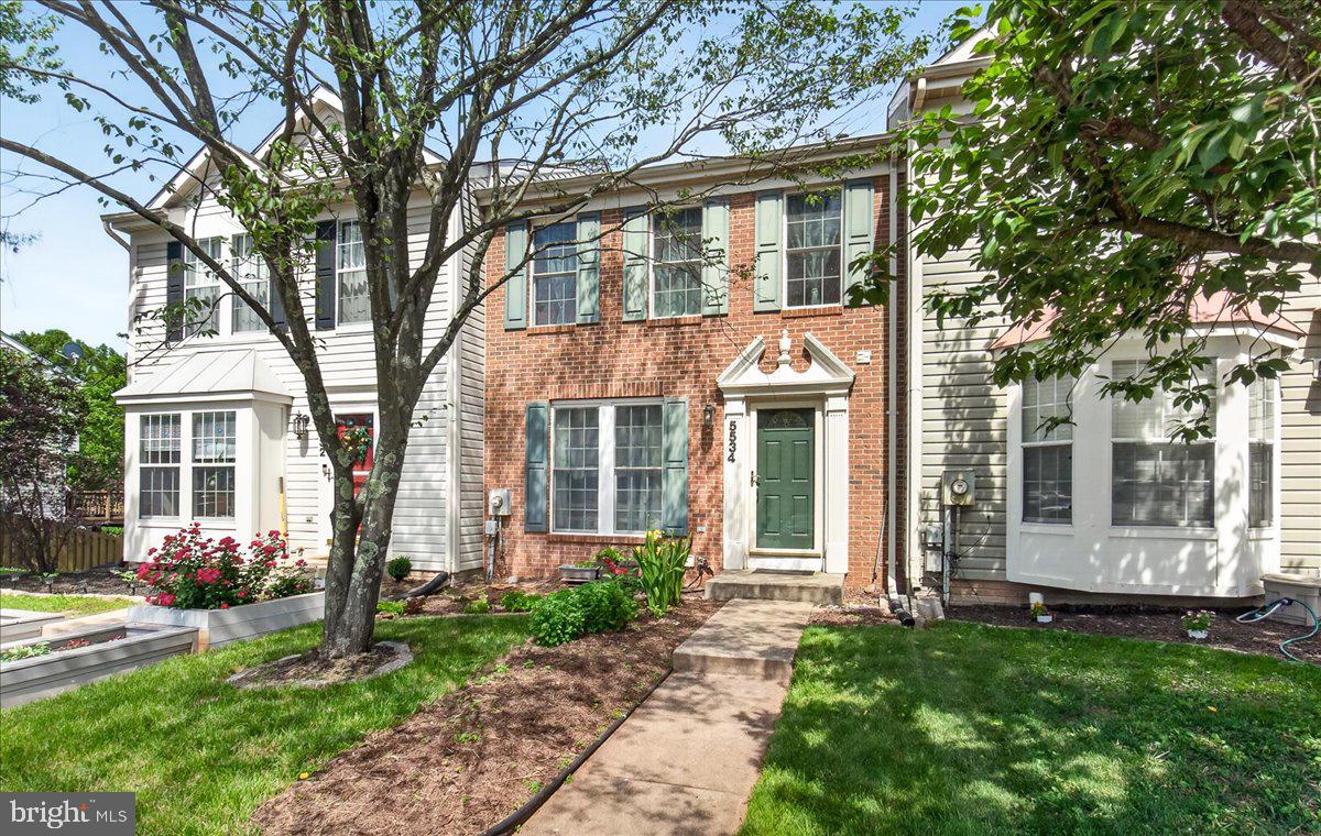 5534 FOXHALL COURT