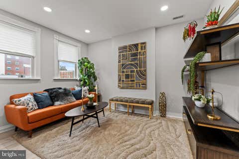 Townhouse For Sale - 2022 W Fayette Street<br/> BALTIMORE, MD 21223
