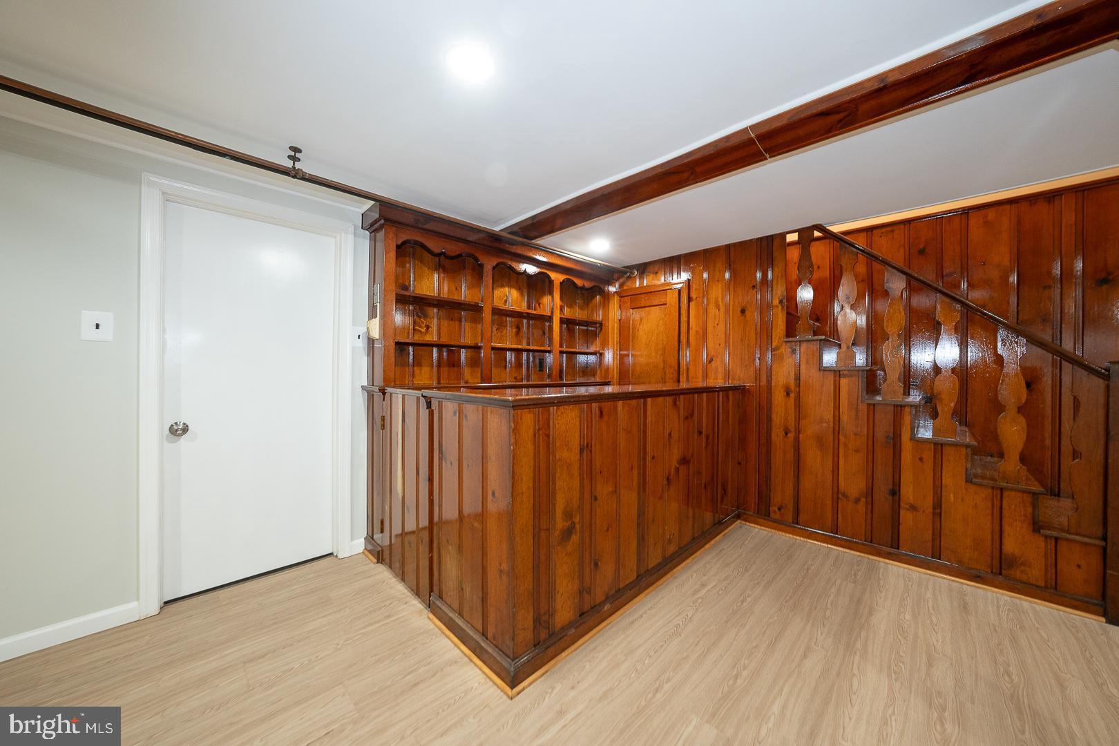 EAST OAK LANE - Residential